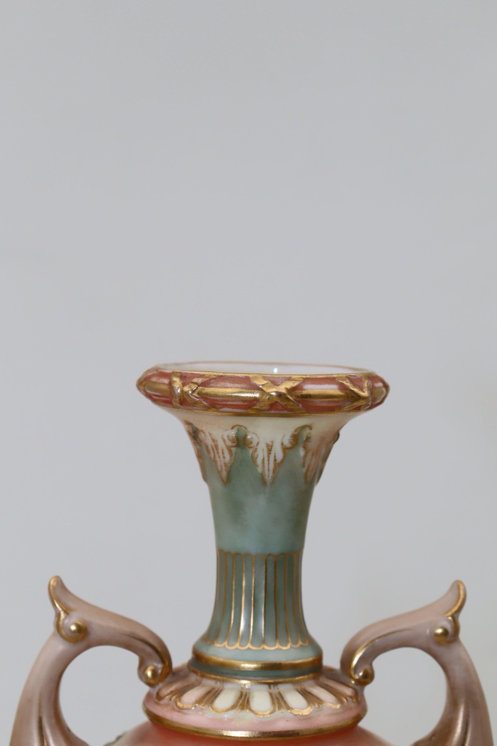 Early 20th Century Royal Worcester vase featuring hand painted thistles For Sale