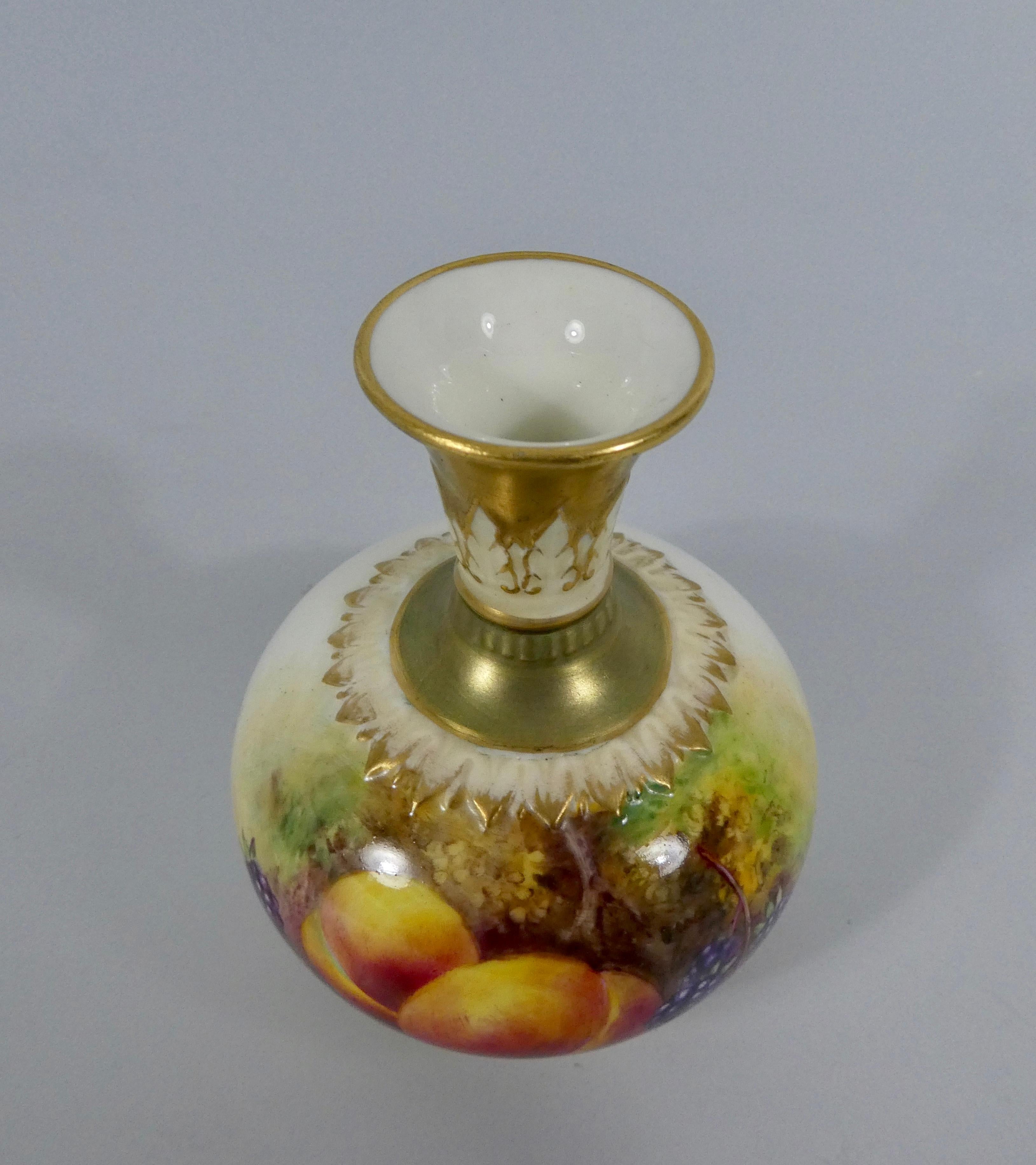 Porcelain Royal Worcester Vase, Fruit Painted by T.Lockyer, Dated, 1933