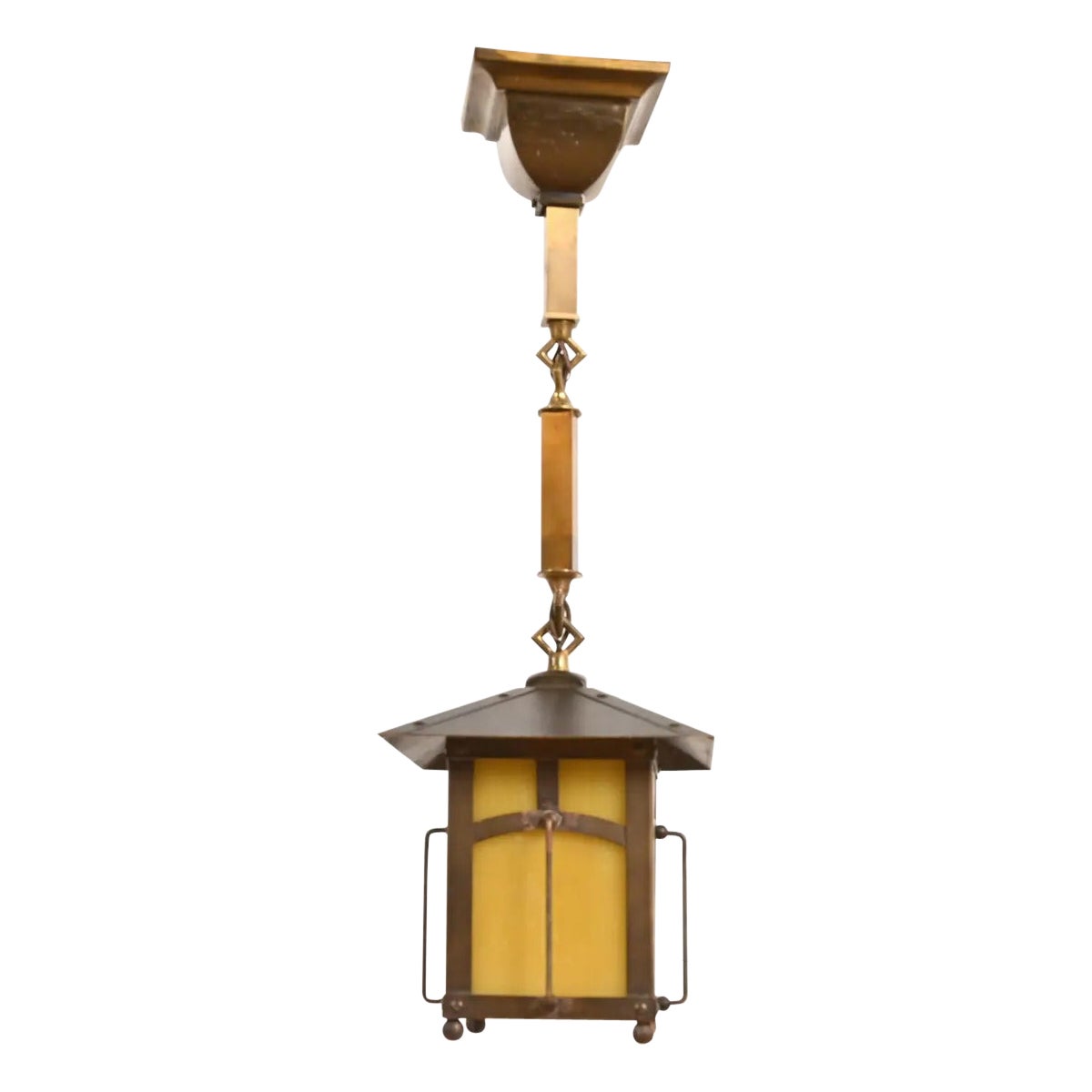 Roycroft - Lanterne suspendue en laiton et verre caramel de style Arts & Crafts ancien en vente