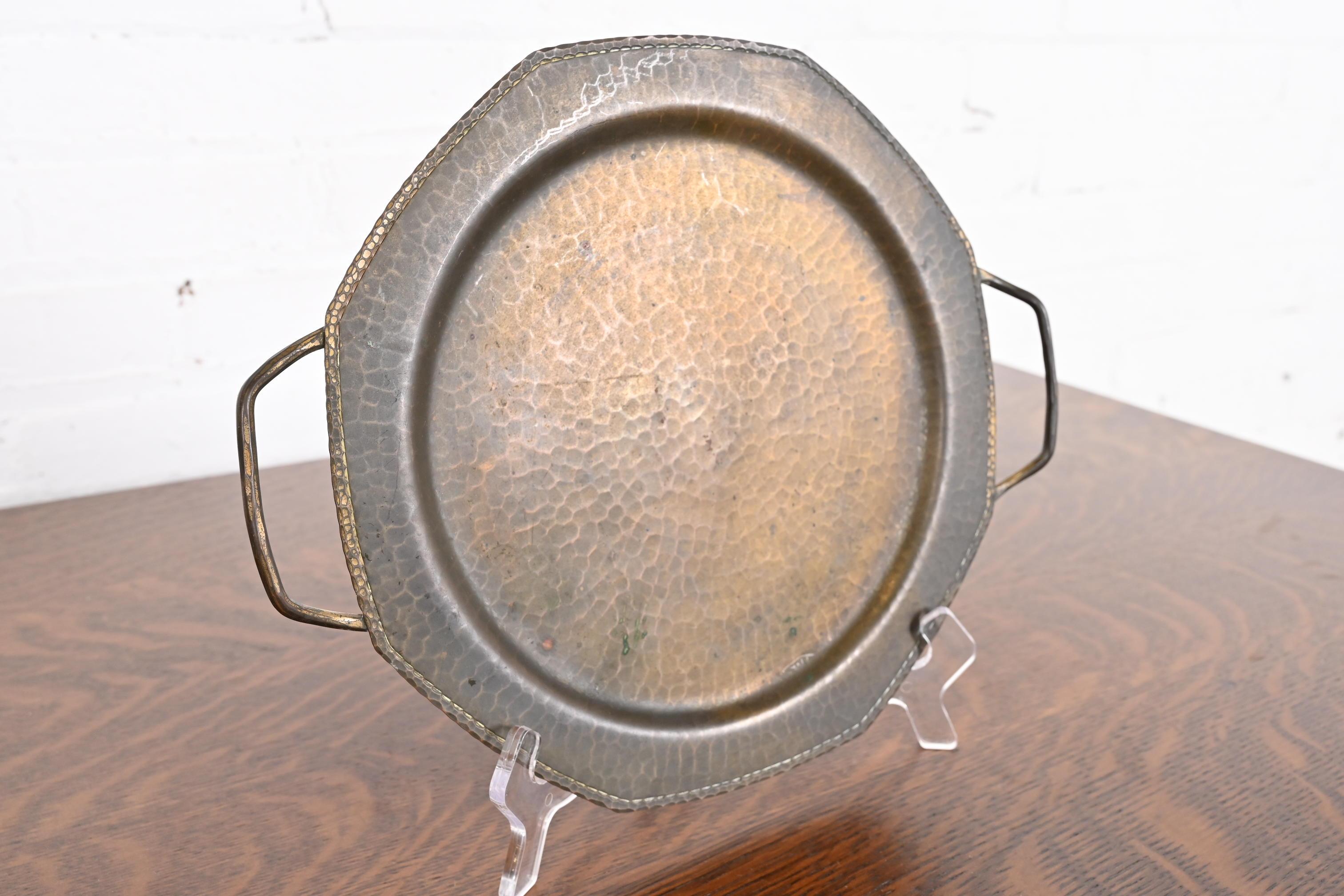 Roycroft Arts & Crafts Brass Finished Hammered Copper Handled Tray In Good Condition In South Bend, IN