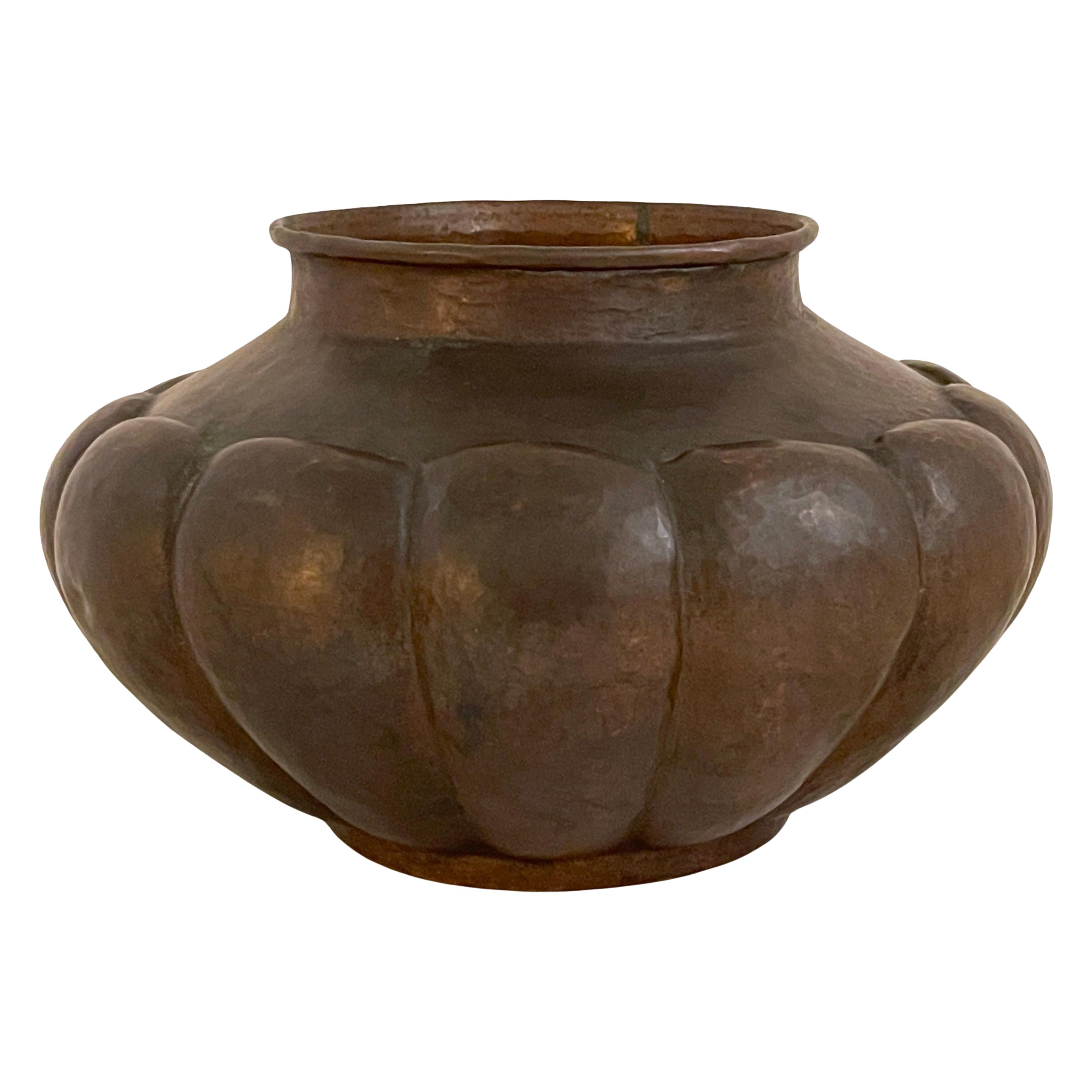Roycroft Arts & Crafts Copper Forged Bulbous Vase, Roycroft Inn East Aurora NY