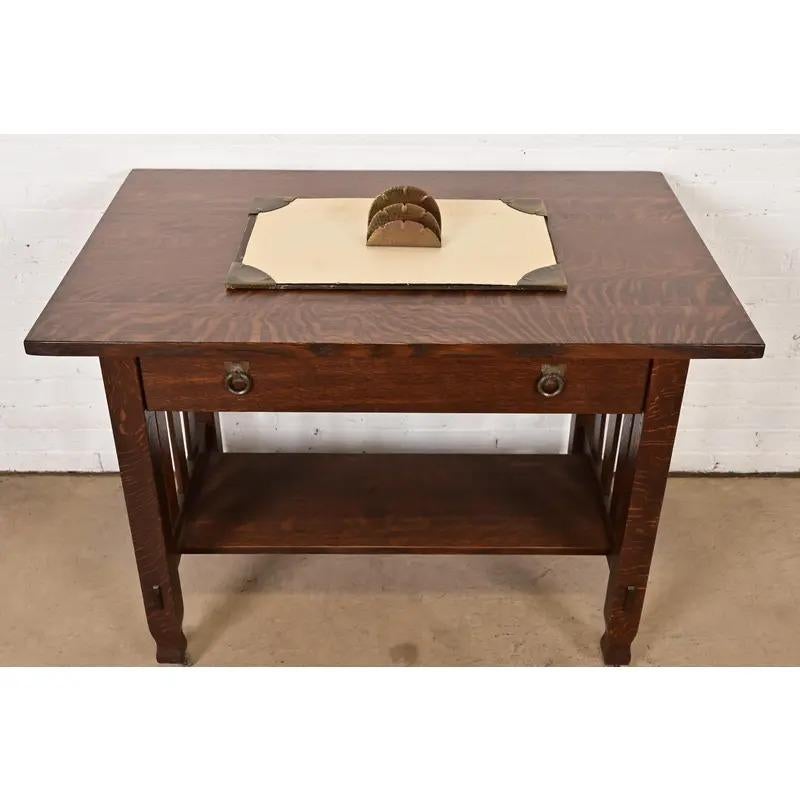 Roycroft Arts & Crafts Porta lettere in rame e ottone martellato in vendita 5