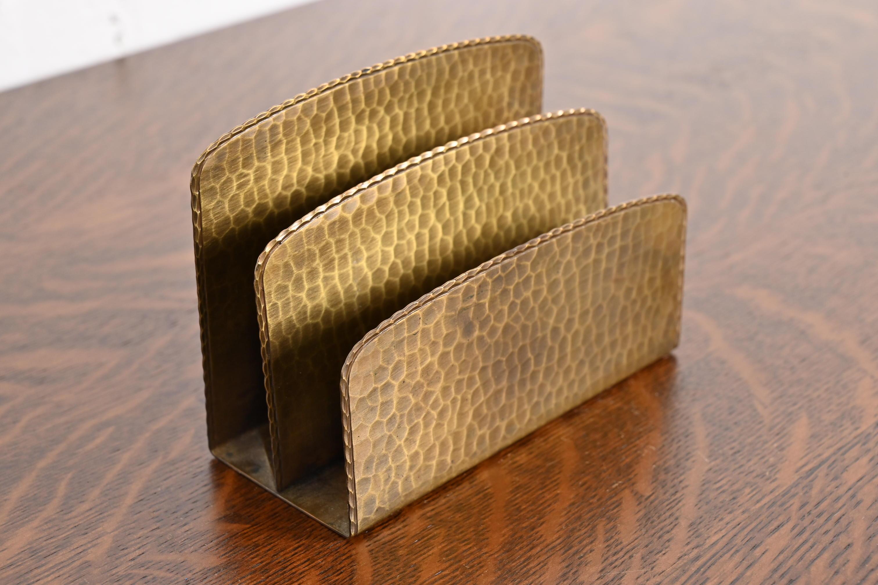 Roycroft Arts & Crafts Hammered Brass Over Copper Letter Rack In Good Condition For Sale In South Bend, IN