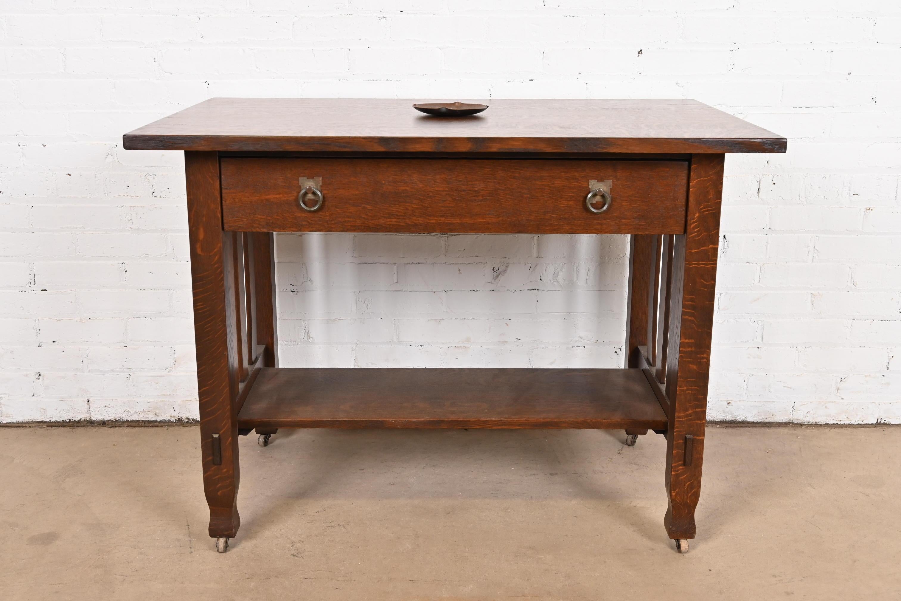 Cenicero de cobre martillado Roycroft Arts & Crafts en venta 4