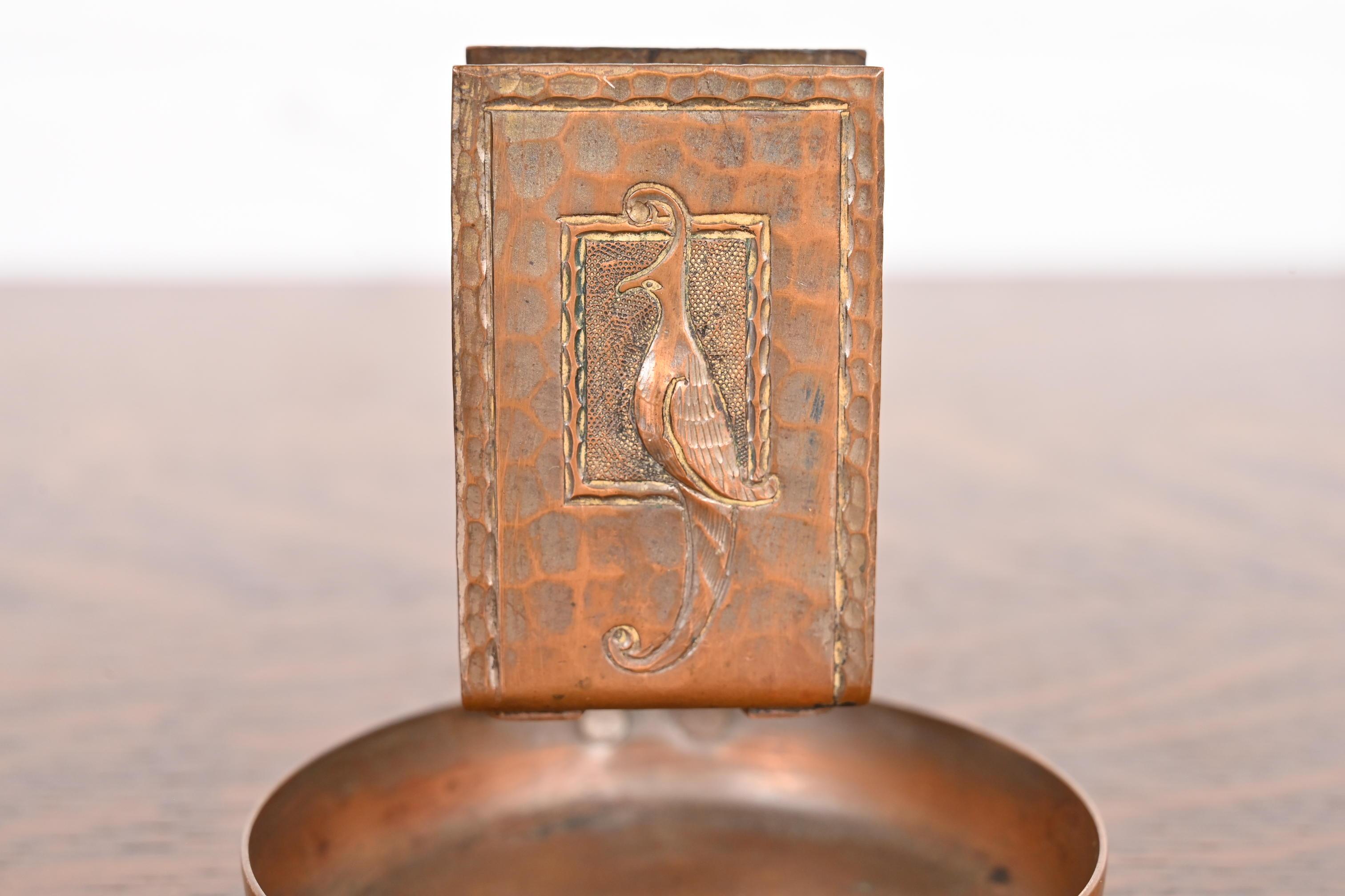 Roycroft Arts & Crafts Hammered Copper Bird-Of-Paradise Ashtray For Sale 1