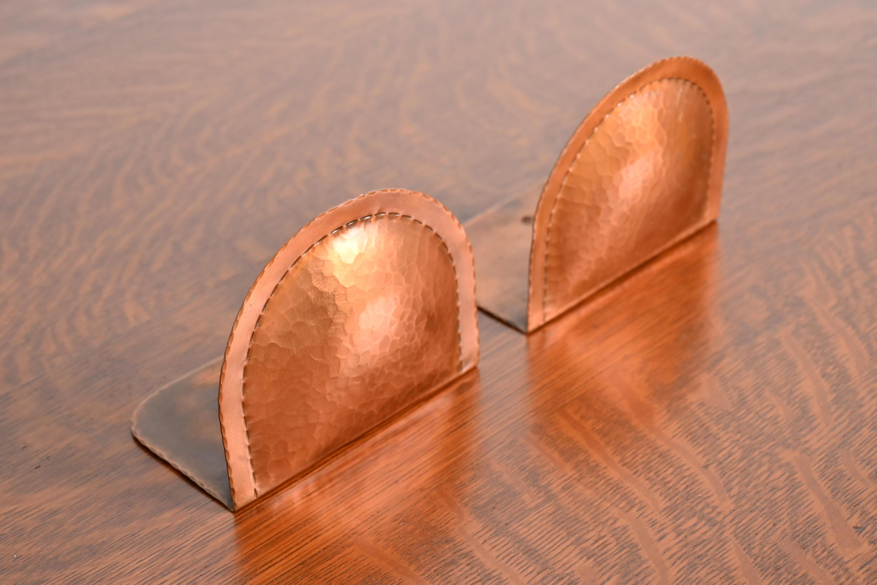 Roycroft Arts & Crafts Hammered Copper Bookends, Pair For Sale 1