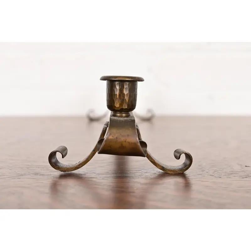Roycroft Arts & Crafts Hammered Copper Eight-Light Candelabra im Angebot 2