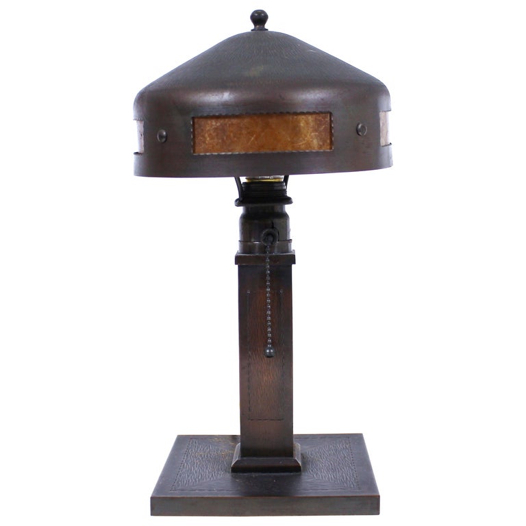 Roycroft Arts & Crafts Hammered Copper & Mica Table Lamp