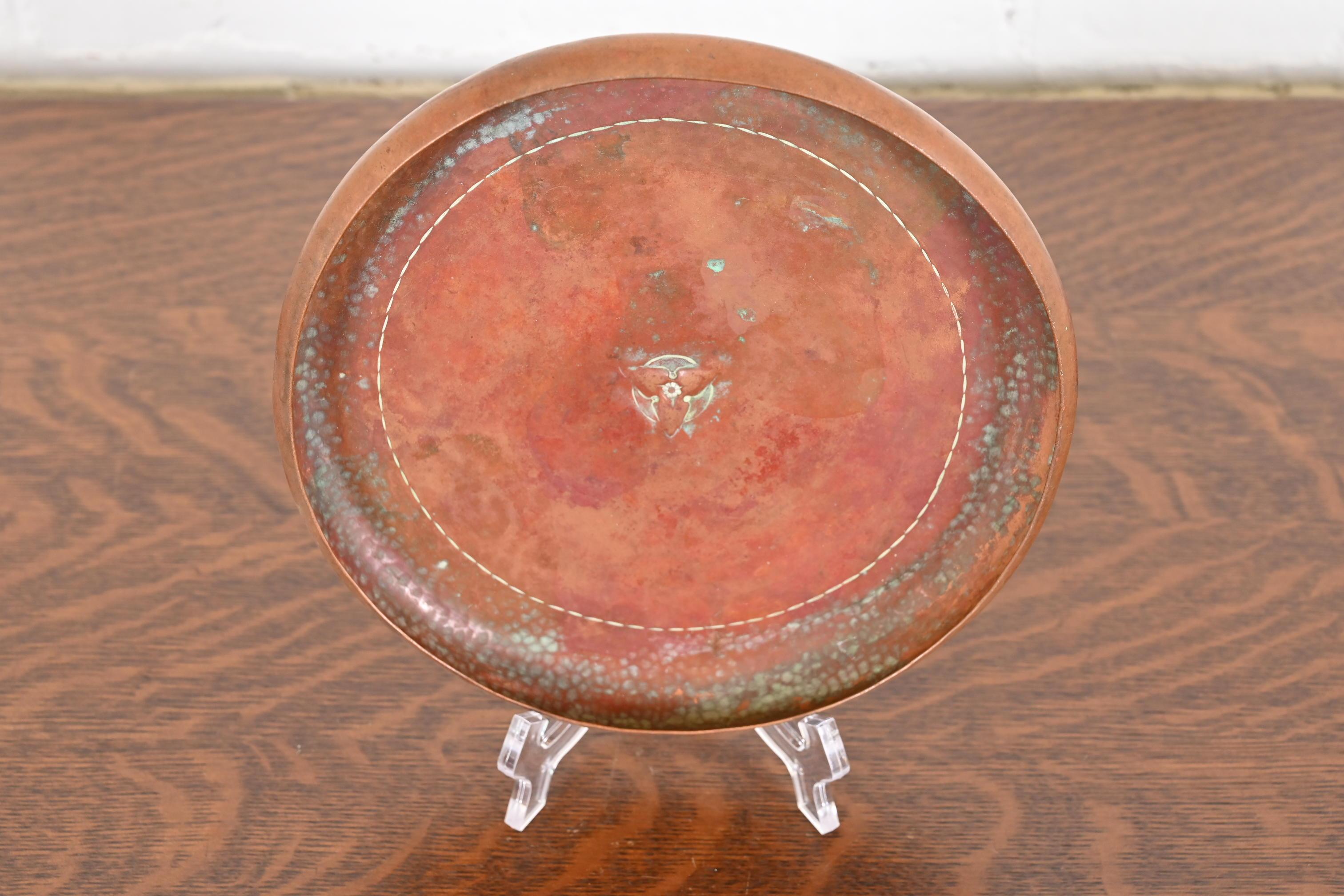 Arts and Crafts Roycroft Arts & Crafts Hammered Copper Trefoil Charger Plate or Tray