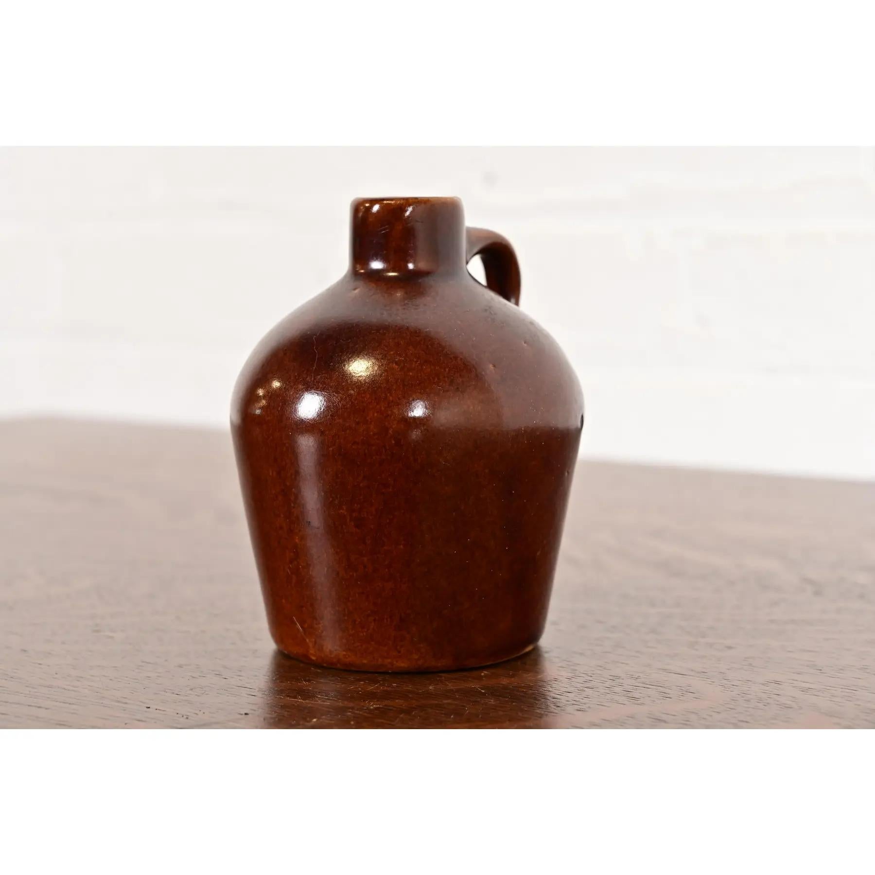 Américain Cruche en céramique émaillée Arts & Crafts Antique Roycroft Pottery, Circa 1920s en vente