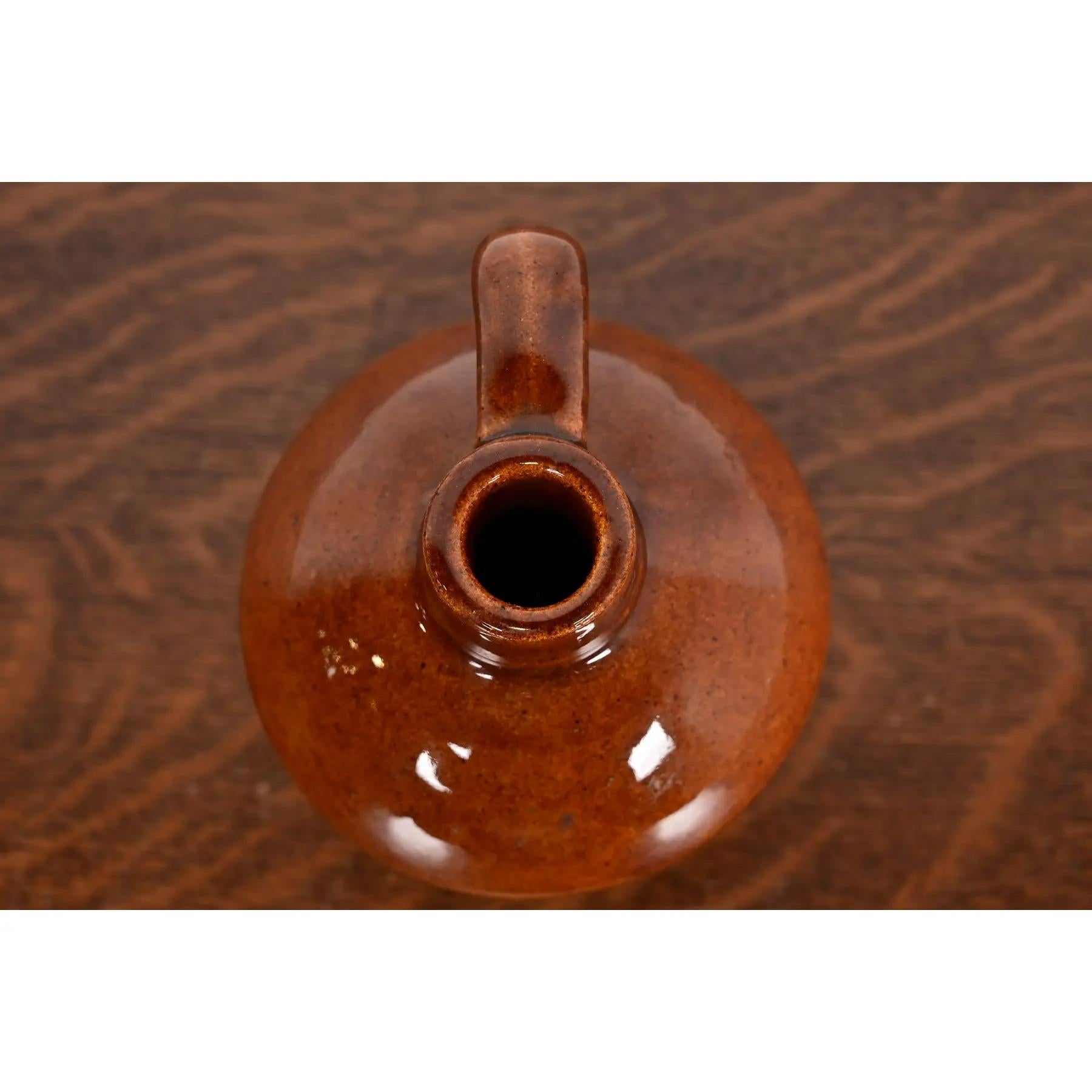 Céramique Cruche en céramique émaillée Arts & Crafts Antique Roycroft Pottery, Circa 1920s en vente