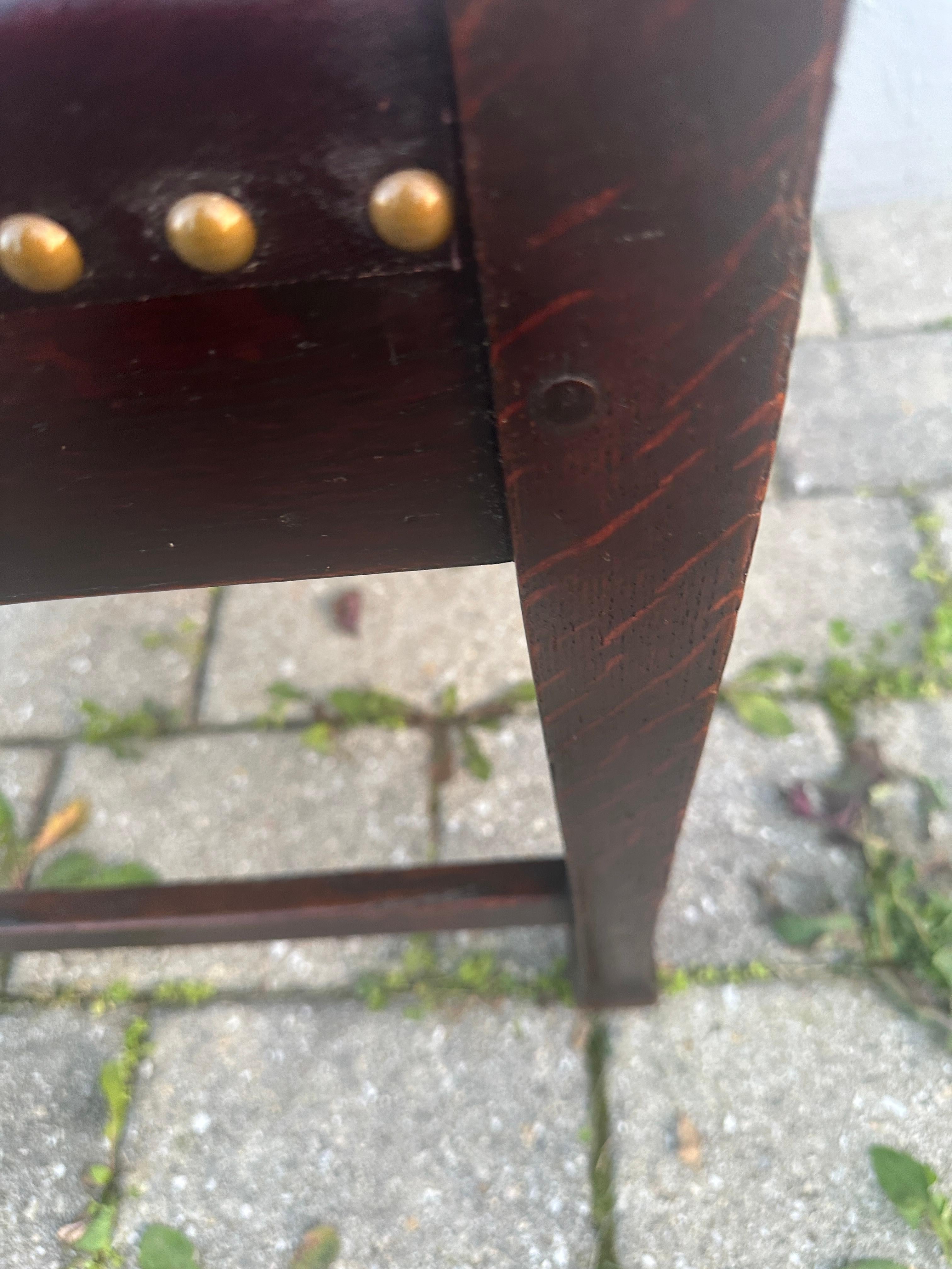 Début du 20ème siècle Chaise d'appoint Roycroft en très bon état cir 910-    L'époque Stickley  W7738 en vente