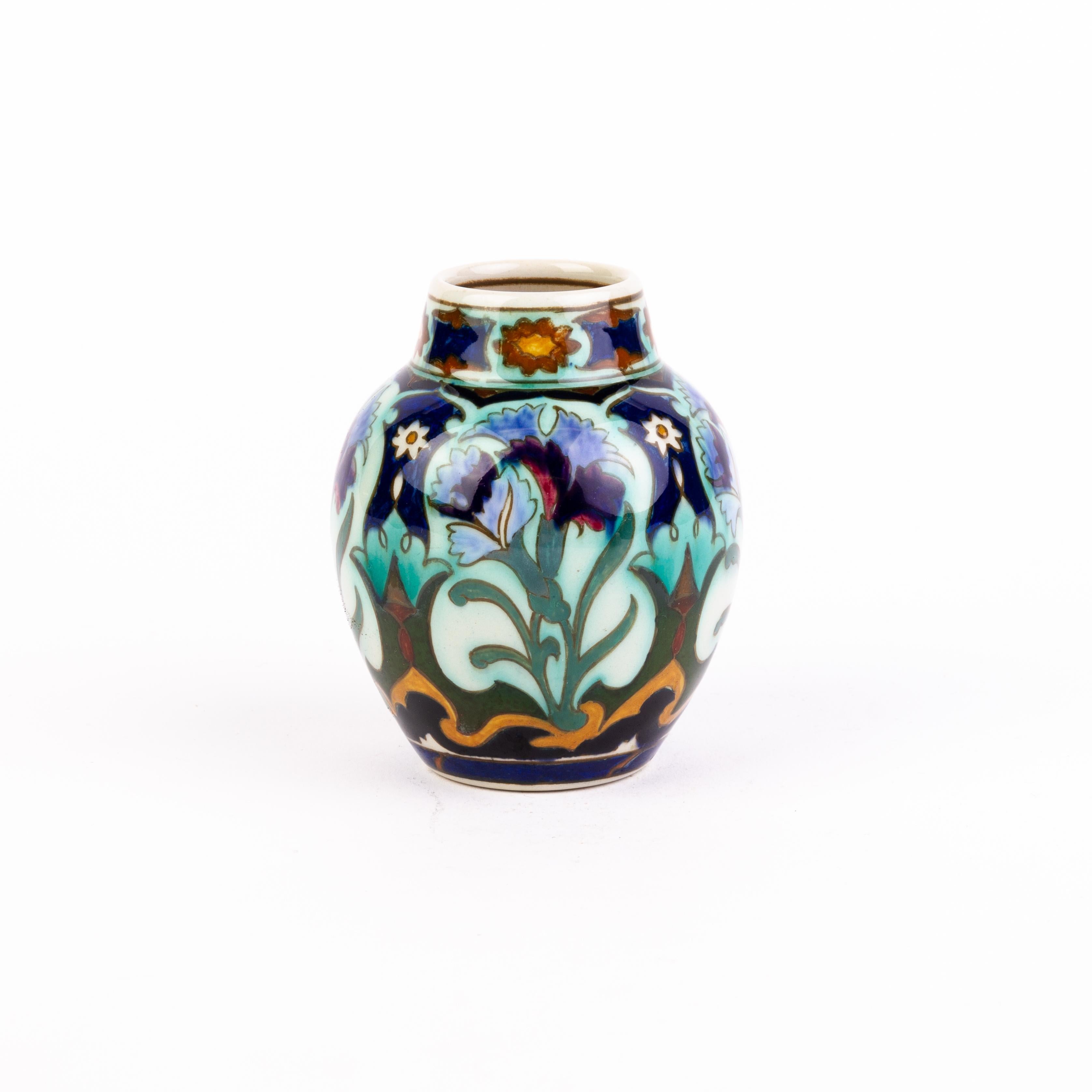 Rozenburg Art Nouveau Pottery Vase In Good Condition For Sale In Nottingham, GB