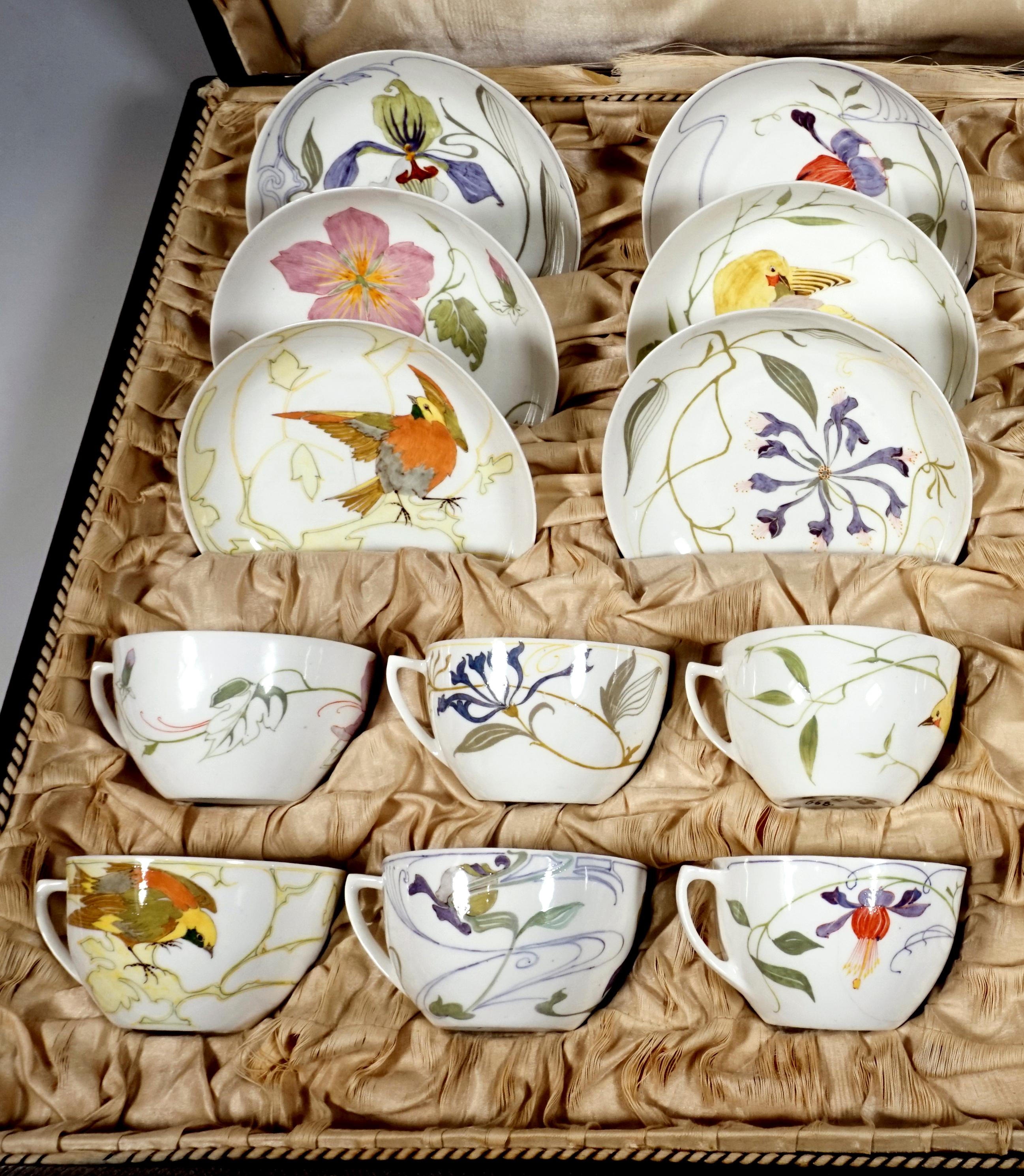 Art Nouveau Rozenburg Eggshell Porcelain, 12 Cups with Saucer, Samuel Schellink, circa 1907