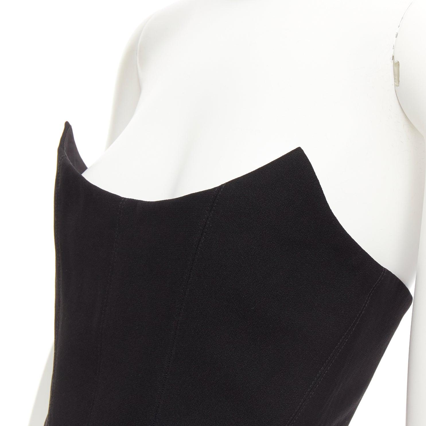 ROZIE schwarz spitzen Ausschnitt entbeint beschnitten Korsett Bustier Top FR34 XS
Referenz: LNKO/A02347
Marke: Rozie
MATERIAL: Polyester, Gemisch
Farbe: Schwarz, Silber
Muster: Solide
Verschluss: Reißverschluss
Innenfutter: Schwarzer