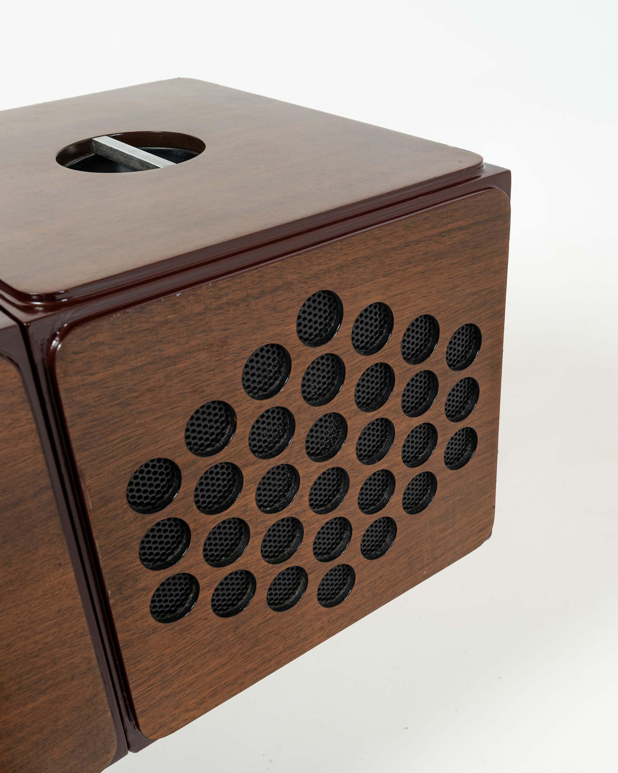 RR126 Radiofonógrafo y tocadiscos de los Castiglioni para Brionvega 1965 en venta 4
