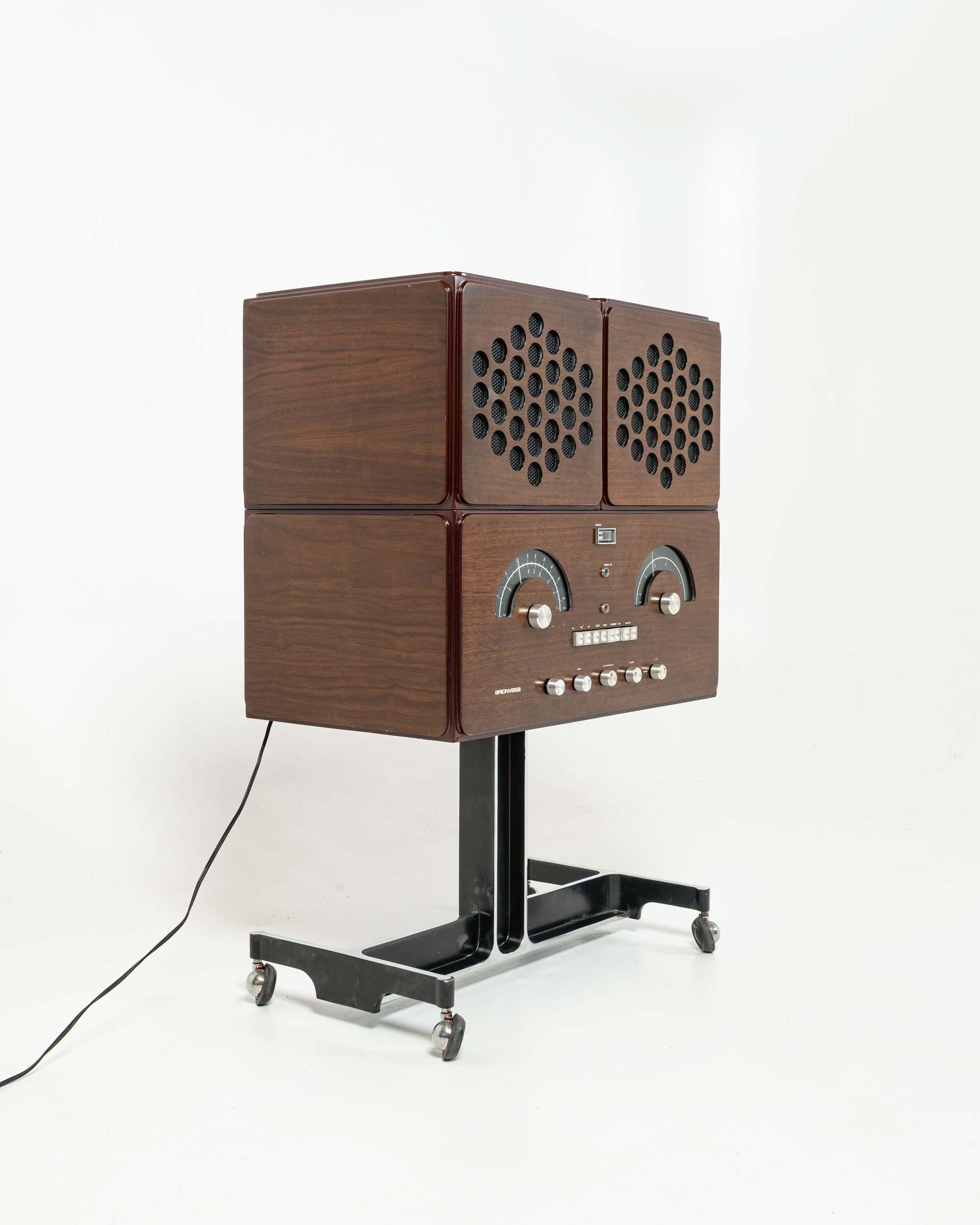RR126 Radiofonógrafo y tocadiscos de los Castiglioni para Brionvega 1965 mediados del siglo XX en venta