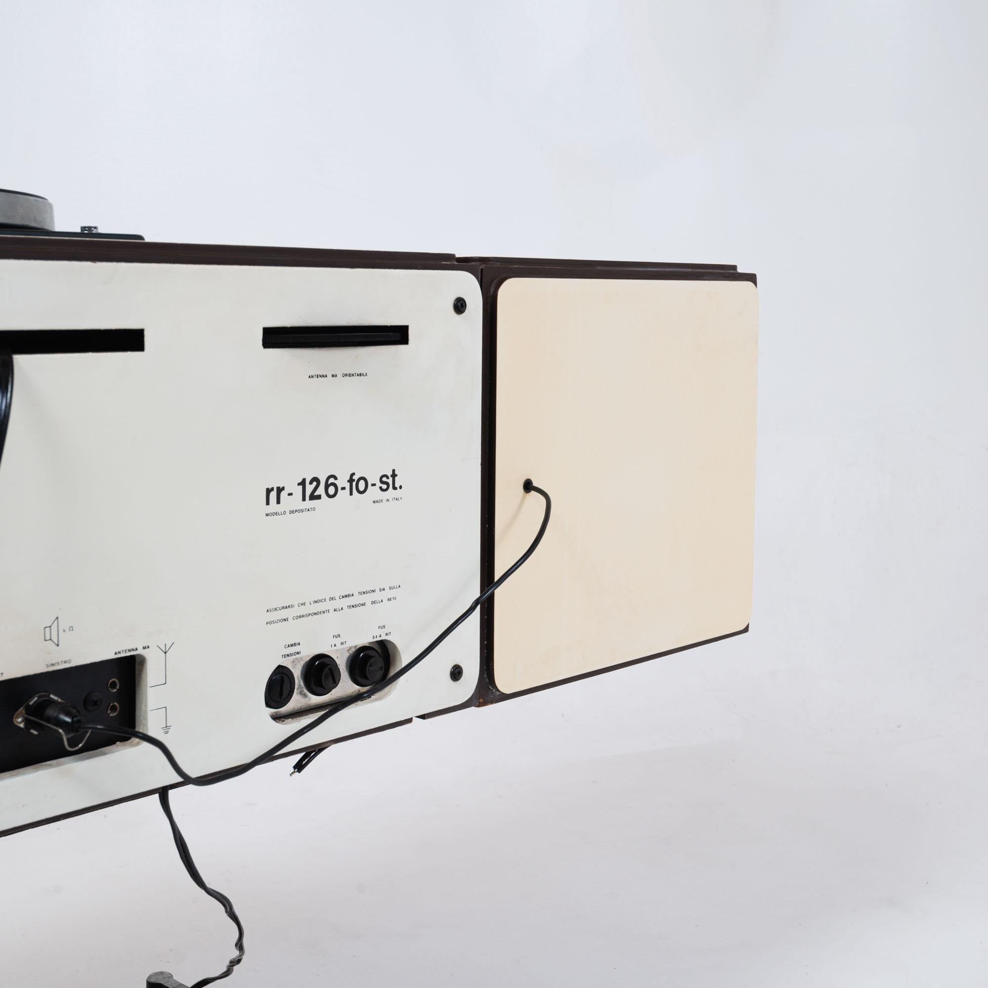 RR126 Radiophonograph & Record Player by the Castiglionis for Brionvega 1965 12