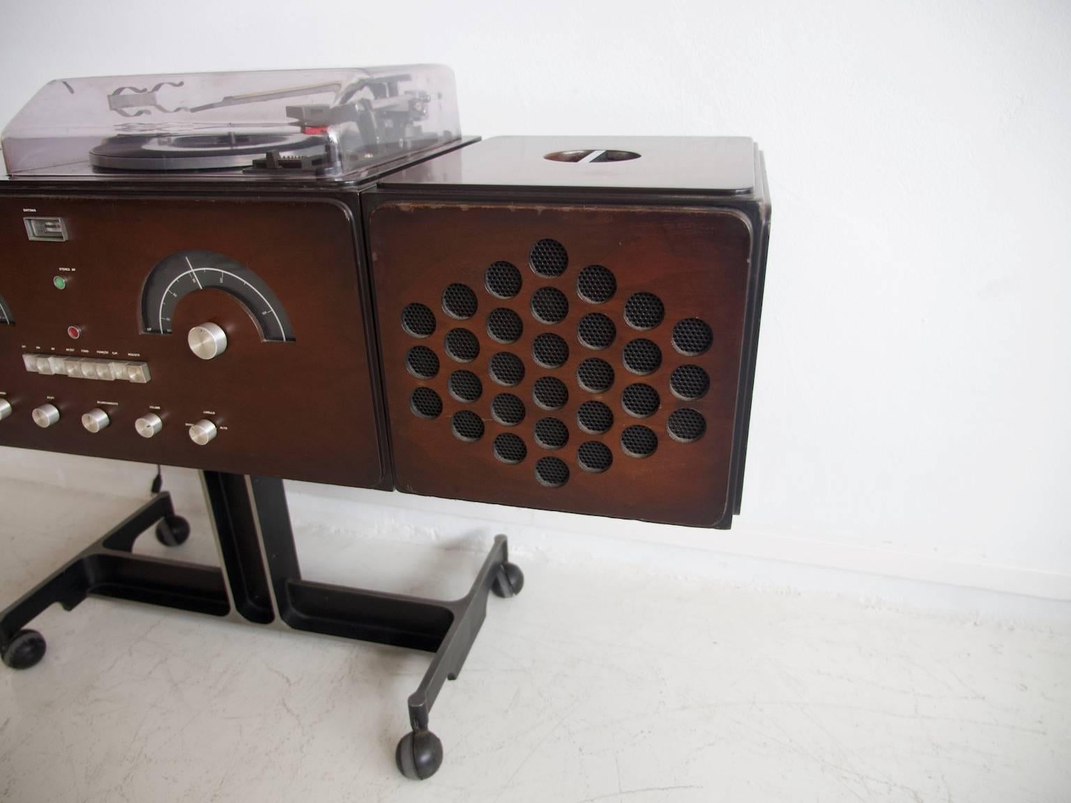 20ième siècle Système stéréo Rr126 Conçu par Achille Castiglioni:: fabriqué par Brionvega:: 1965