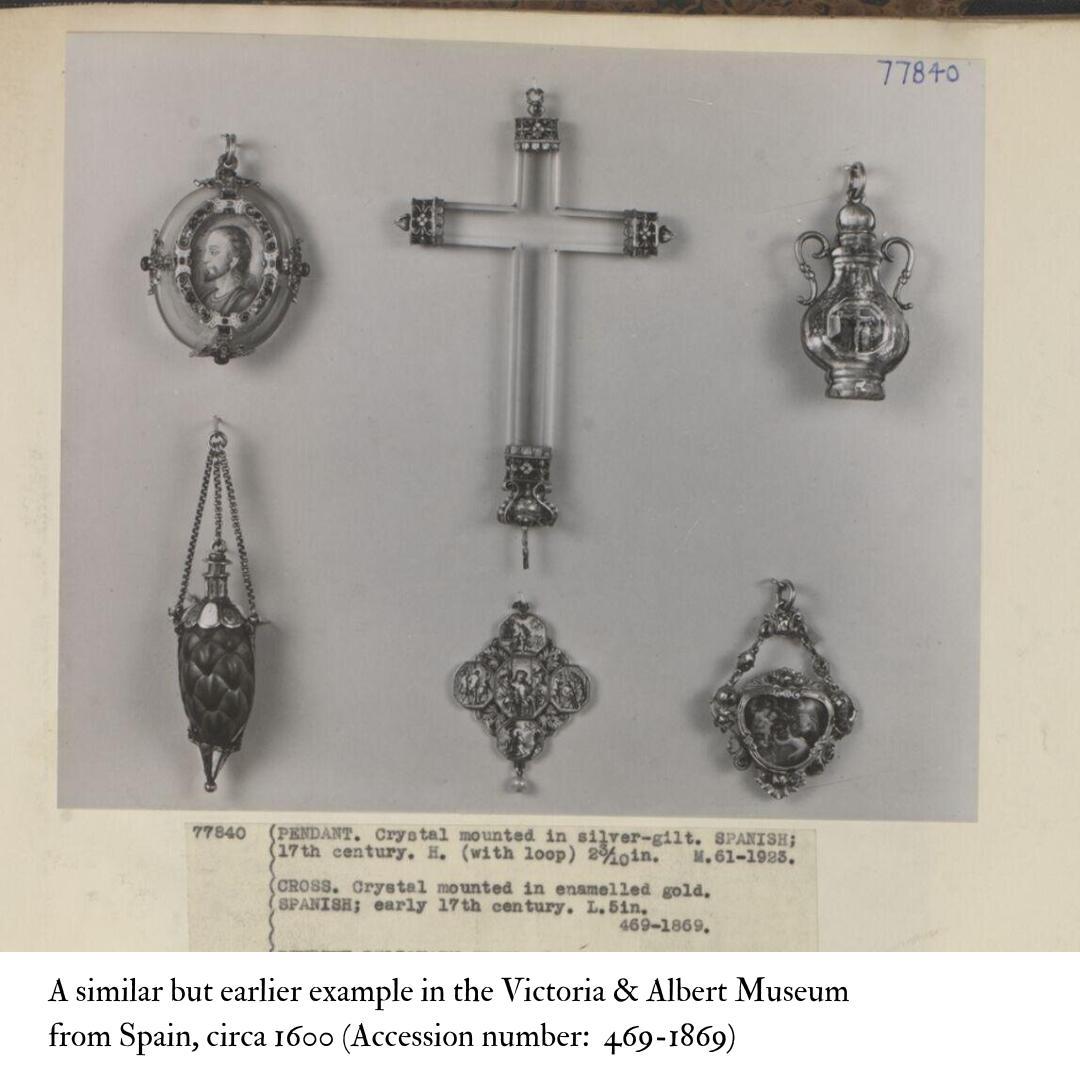 Rare Antique 17ème siècle Croix en cristal de roche sculpté Pendentif Reliquaire Religieux en vente 3