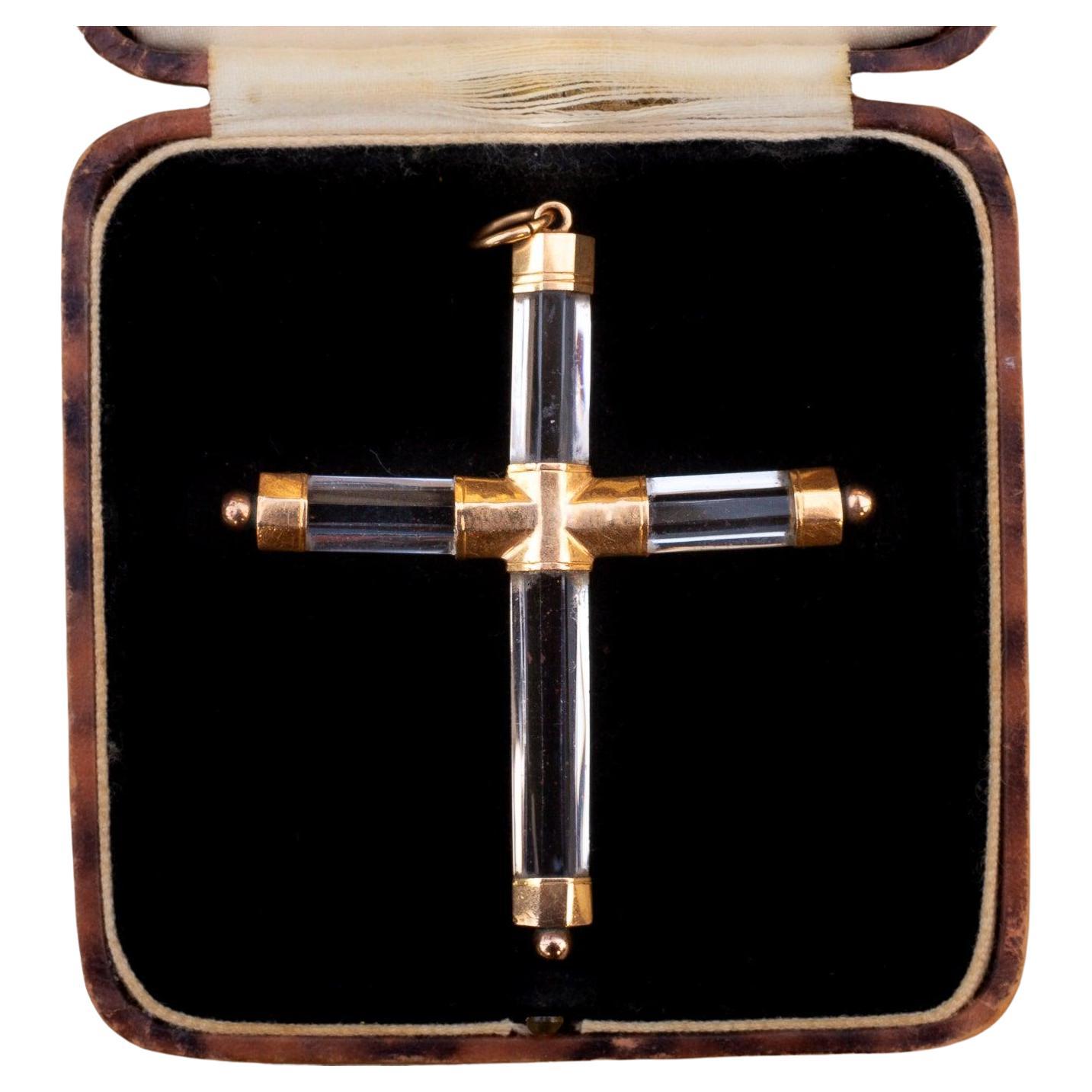 Raro Antiguo Siglo XVII Cristal de Roca Tallado Cruz Colgante Relicario Religioso
