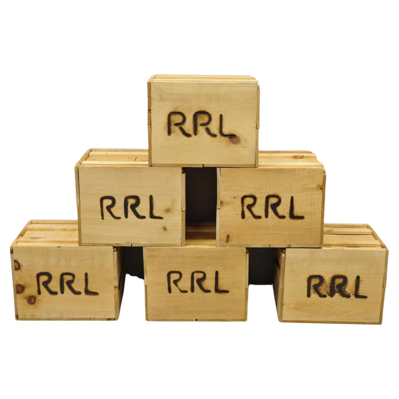 RRL - Crate en bois à couvercle coulissant Ralph Lauren ? Boîte de rangement portable à marque de brûle en vente