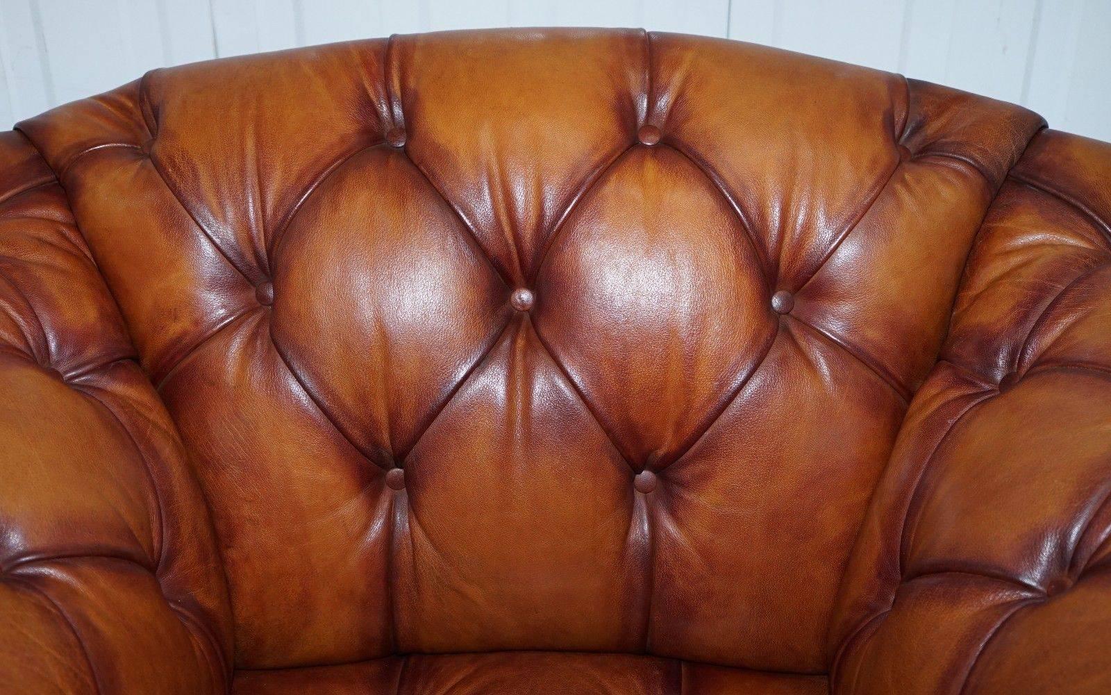 Tetrad Oskar Chesterfield Vintage Brown Leather Armchair Part of Suite In Good Condition In West Sussex, Pulborough