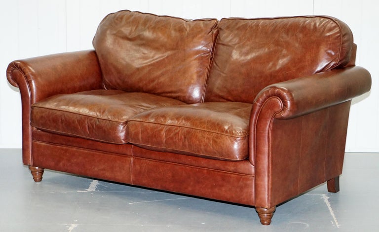 Featured image of post Laura Ashley Knole Sofa / Laura ashley langham drop arm knole sofa settee deliv poss 70 inches.