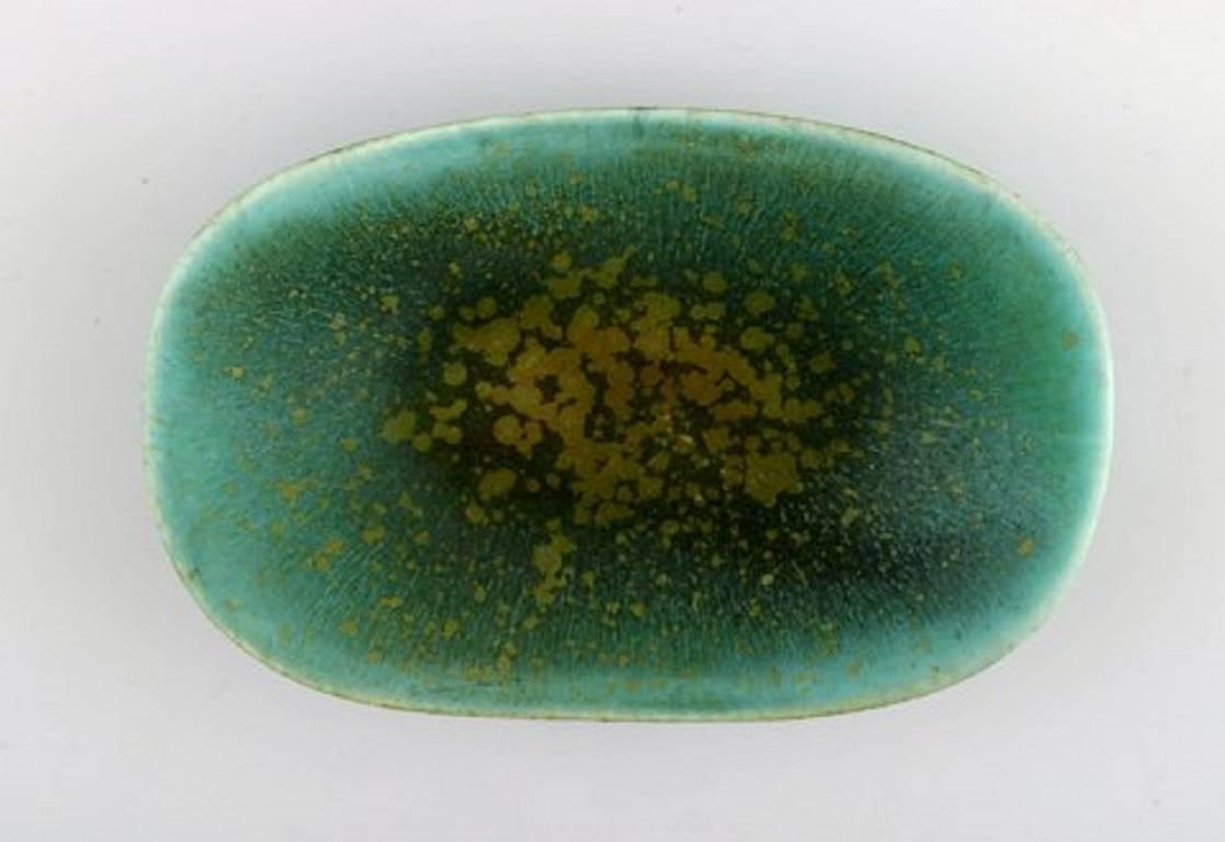 Scandinavian Modern Rörstrand / Rorstrand Gunnar Nylund Bowl, Beautiful Green Speckled Glaze