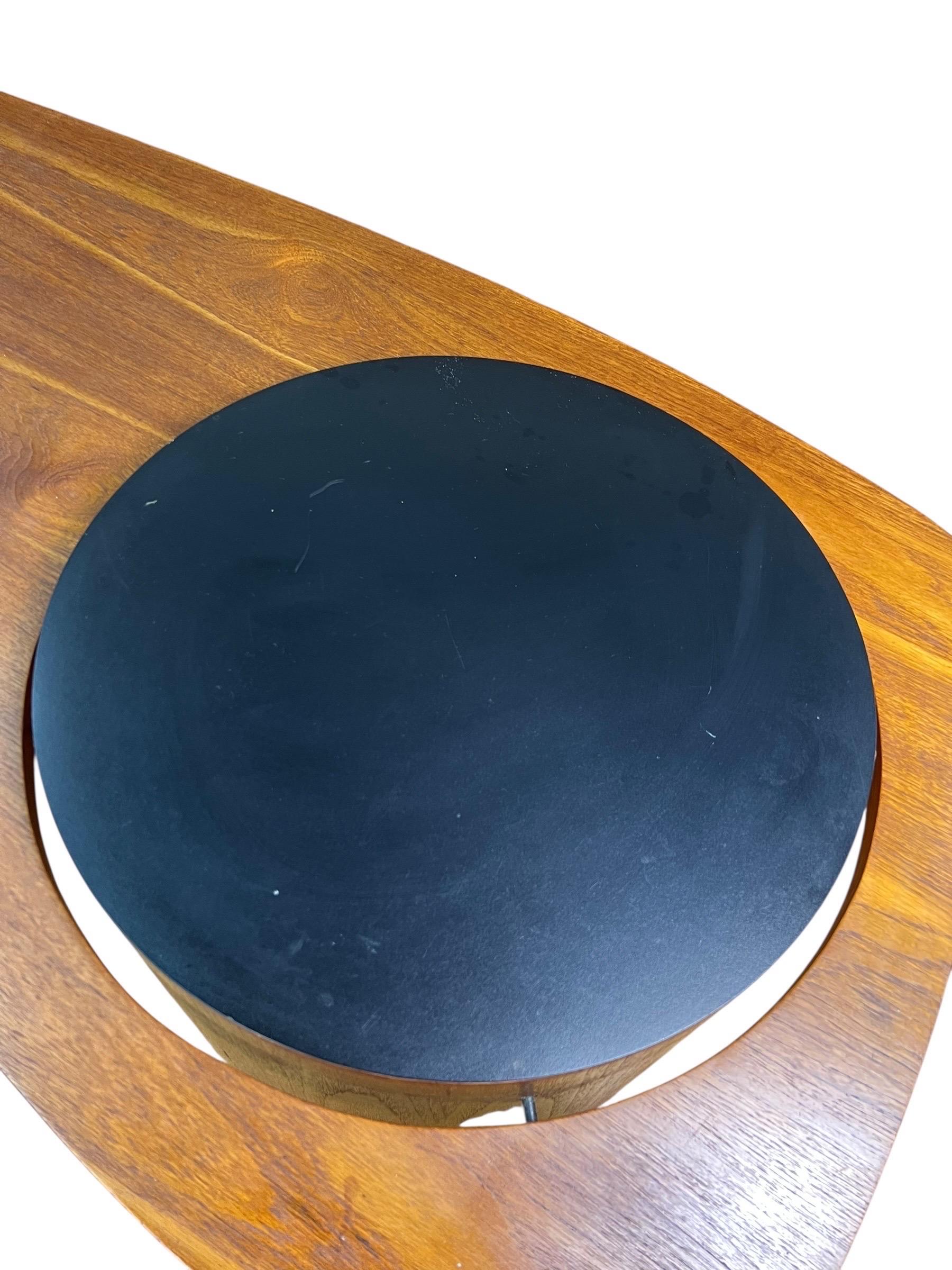 Rs Associates Teak Coffee Table - Martini Table, 1960s In Good Condition For Sale In Esperance, NY