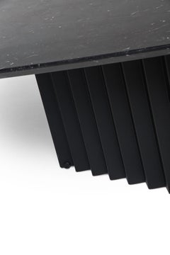 Grande table RS-Barcelona en marbre noir par A.P.O.
