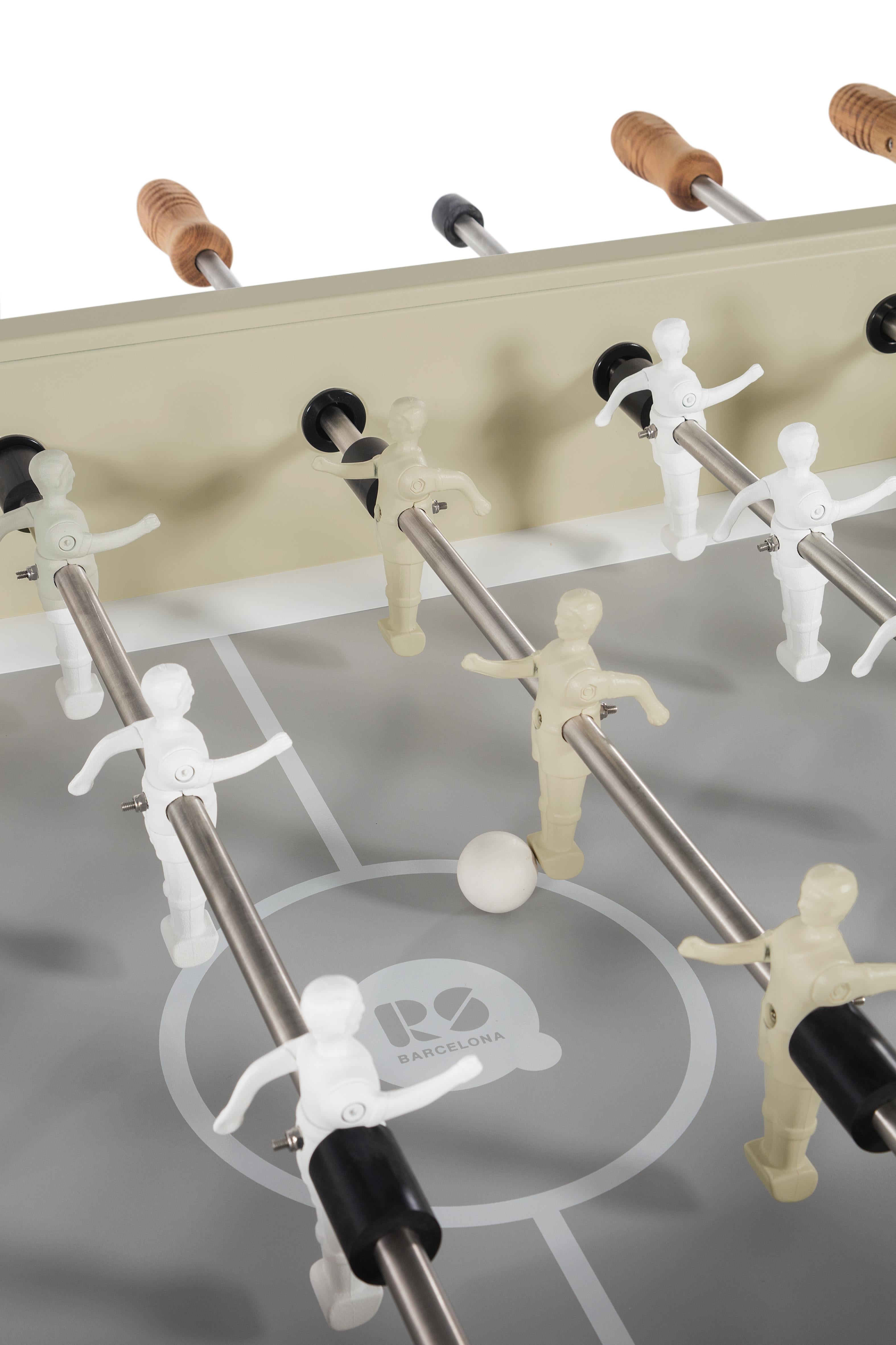 rs barcelona foosball table
