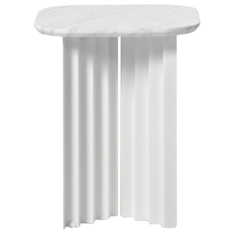 RS Barcelona Plec Small Table in White Marble by A.P.O. For Sale