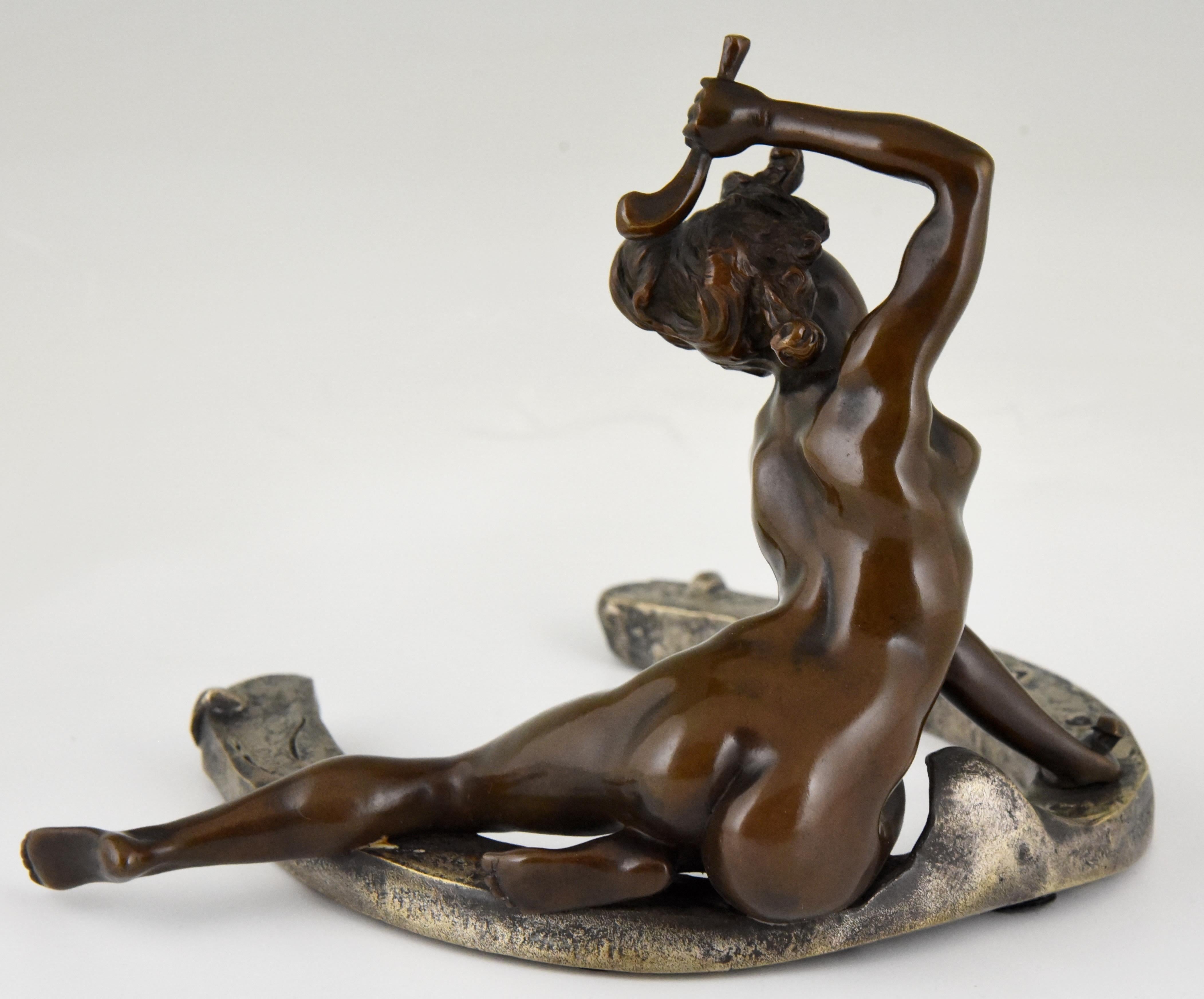 Art Nouveau Bronze Sculpture Nude on a Horseshoe Georges Récipon 1896 France In Good Condition In Antwerp, BE