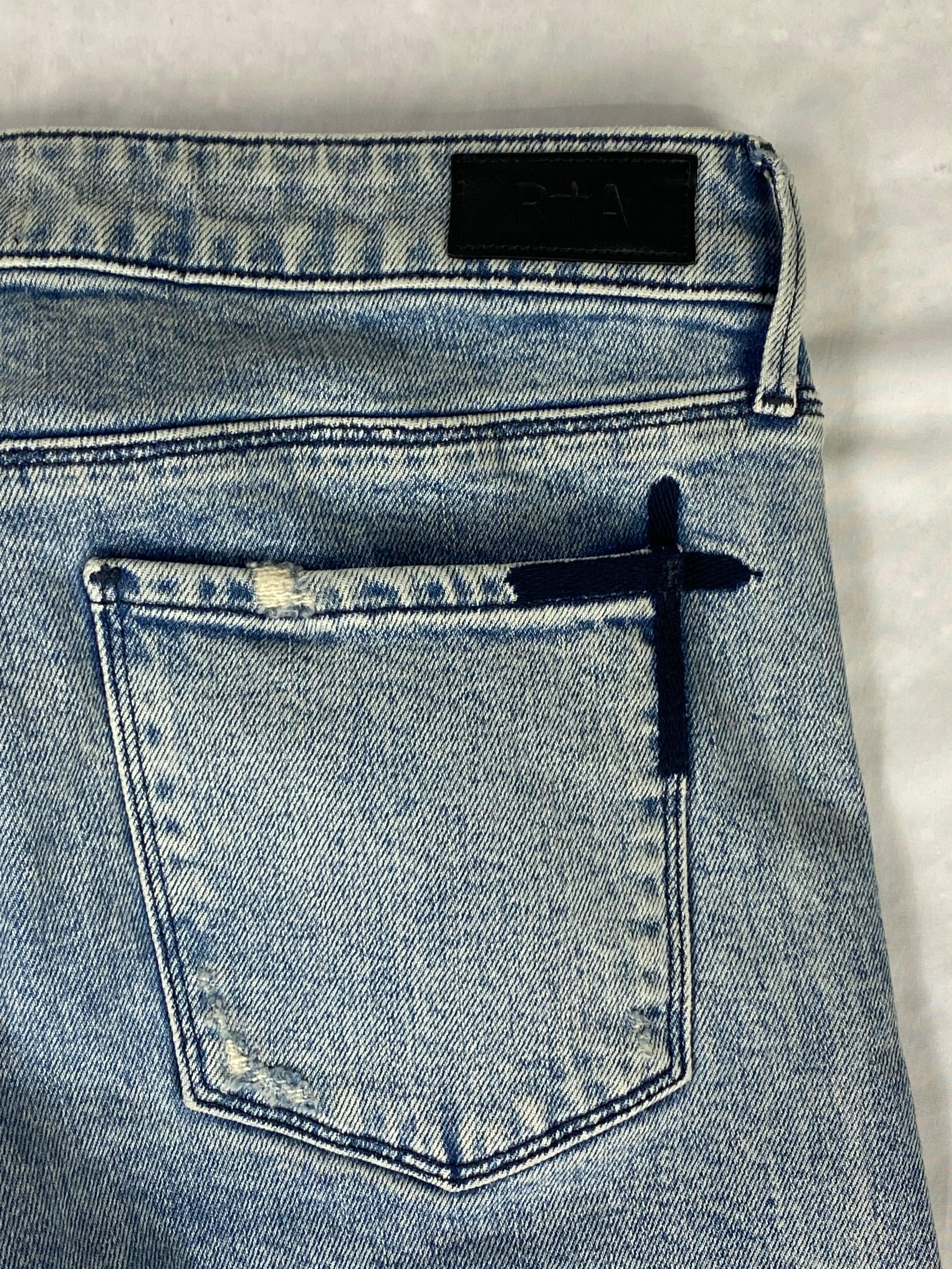 RtA Brand Blue Skinny Jeans, Size 29 In Excellent Condition For Sale In Beverly Hills, CA