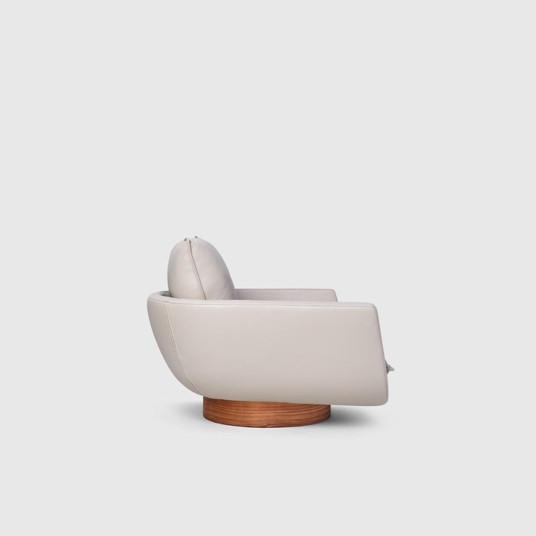 Rua Ipanema Lounge Chair by Yabu Pushelberg in White Pepper Leather at