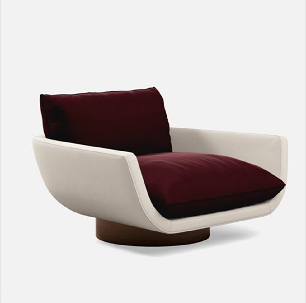 Mid-Century Modern Rua Ipanema Oscar Neimeyer Inspired Leather and Walnut Pivot Base Armchair