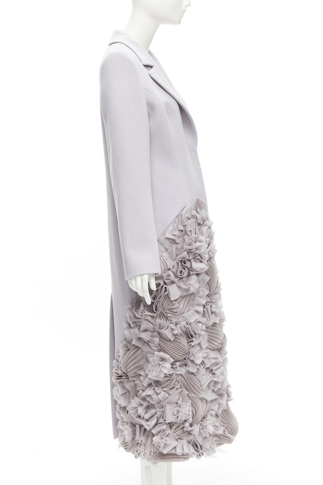 RUBAN ATELIER Manteau surdimensionné gris lilas à appliques 100 % cachemire XS Excellent état - En vente à Hong Kong, NT