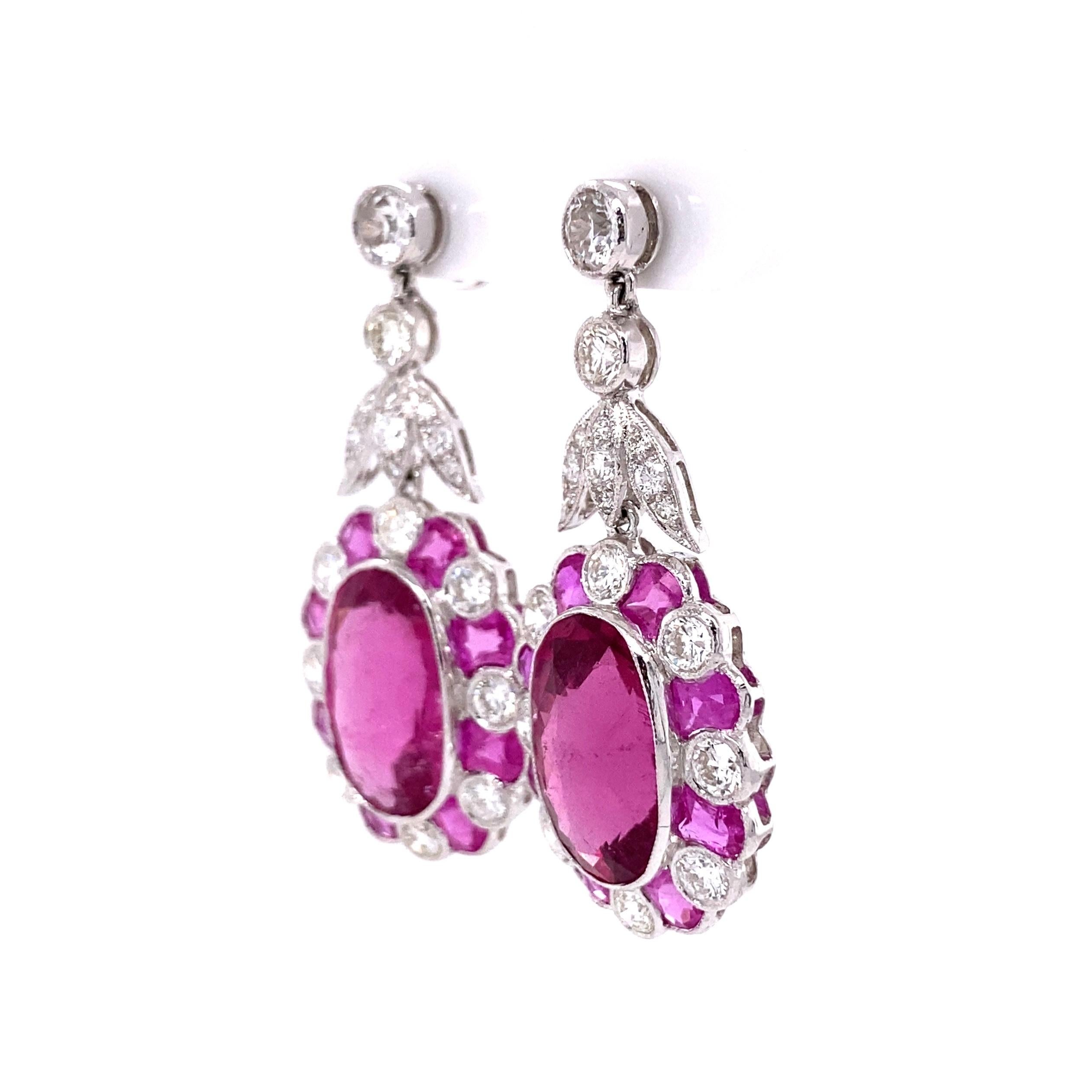 Rubelite Tourmaline and Diamond White Gold Drop Earrings Estate Fine Jewelry In Excellent Condition In Montreal, QC