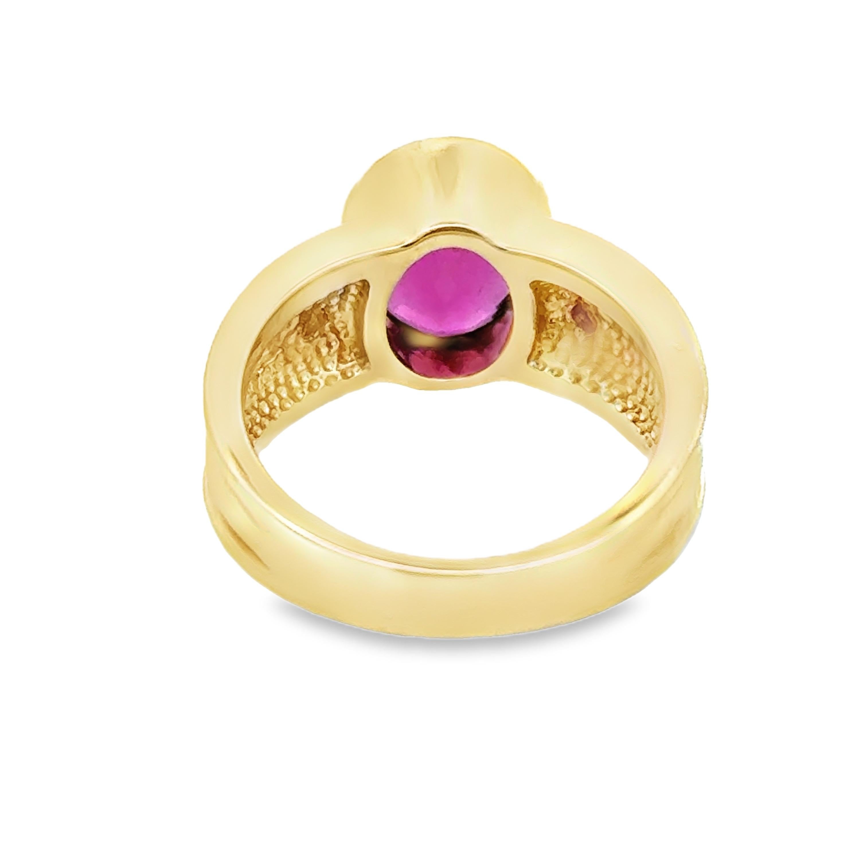 Rubellite and Diamond 14K Ring In Good Condition For Sale In Derby, NY