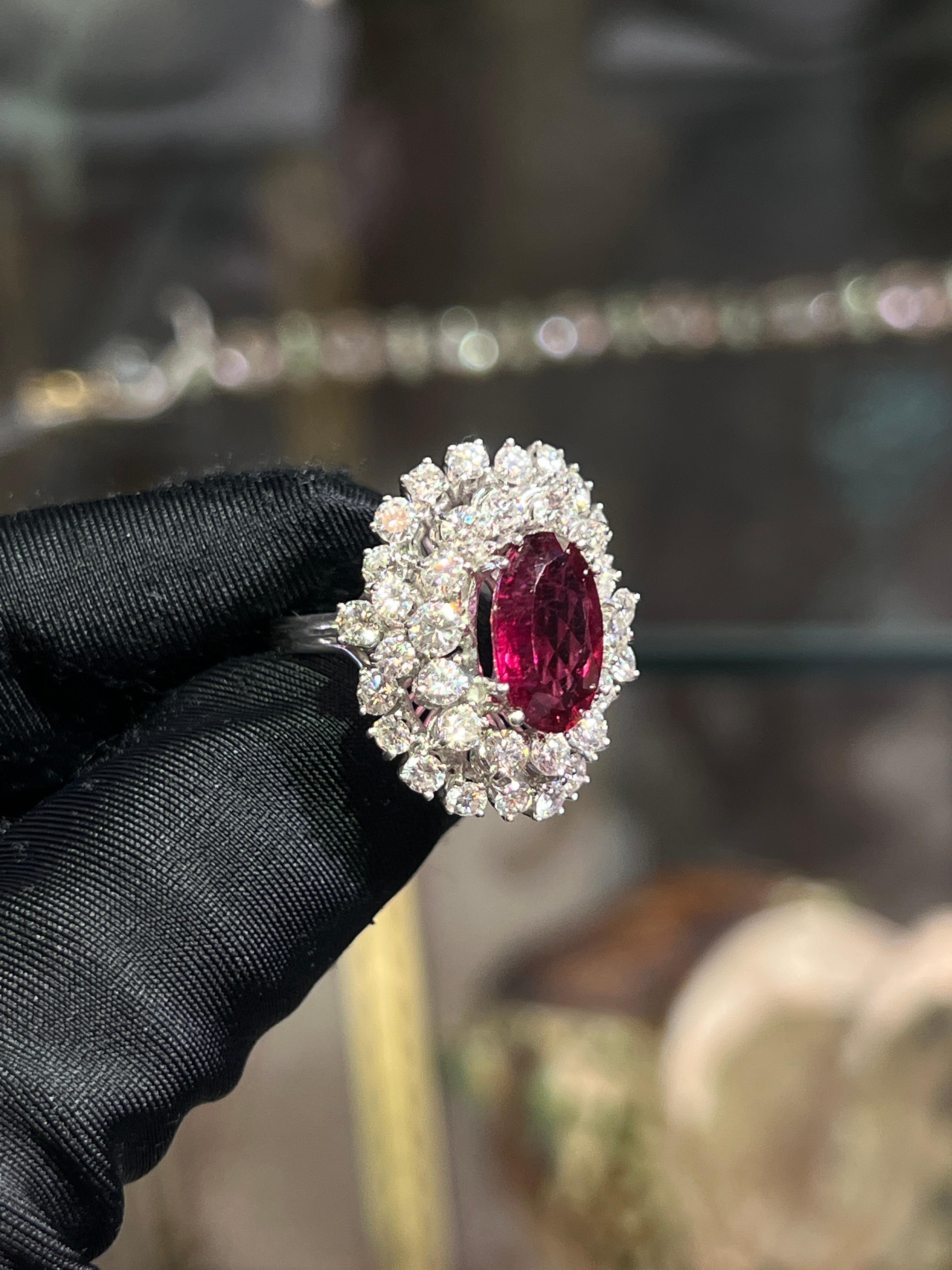 Rubellite and Diamond Cocktail Ring In Excellent Condition For Sale In New York, NY