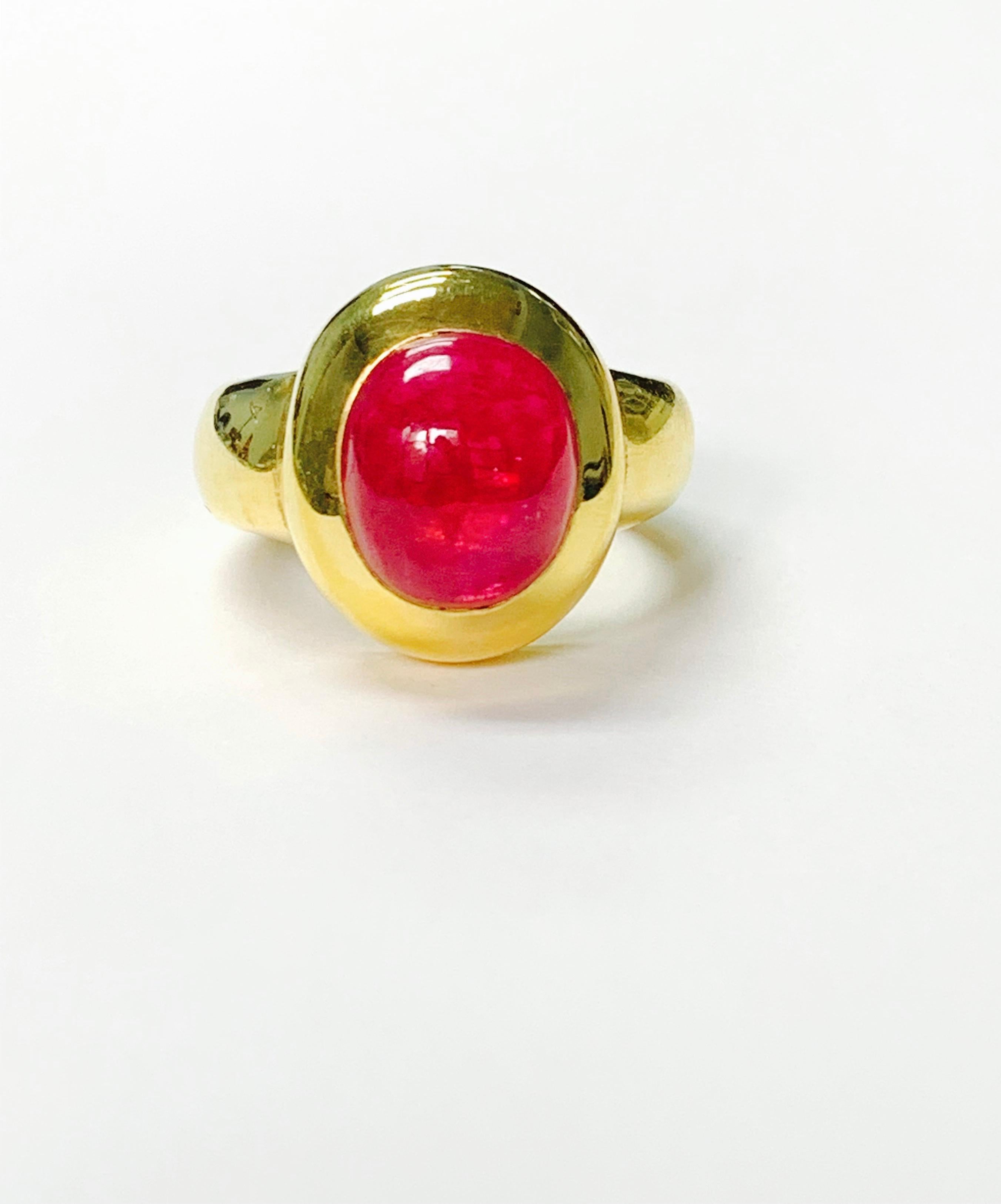 Rubellite Cabochon Engagement Ring in 18K Yellow Gold For Sale 1