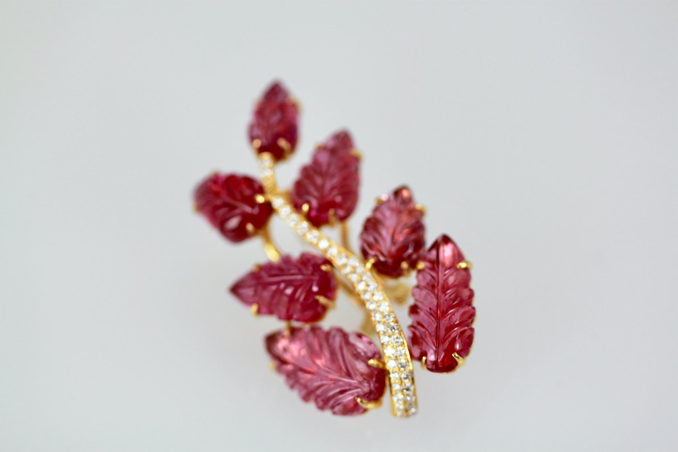 Rubellite Carved Leaf Earrings 17.5 Carats 14K For Sale 1