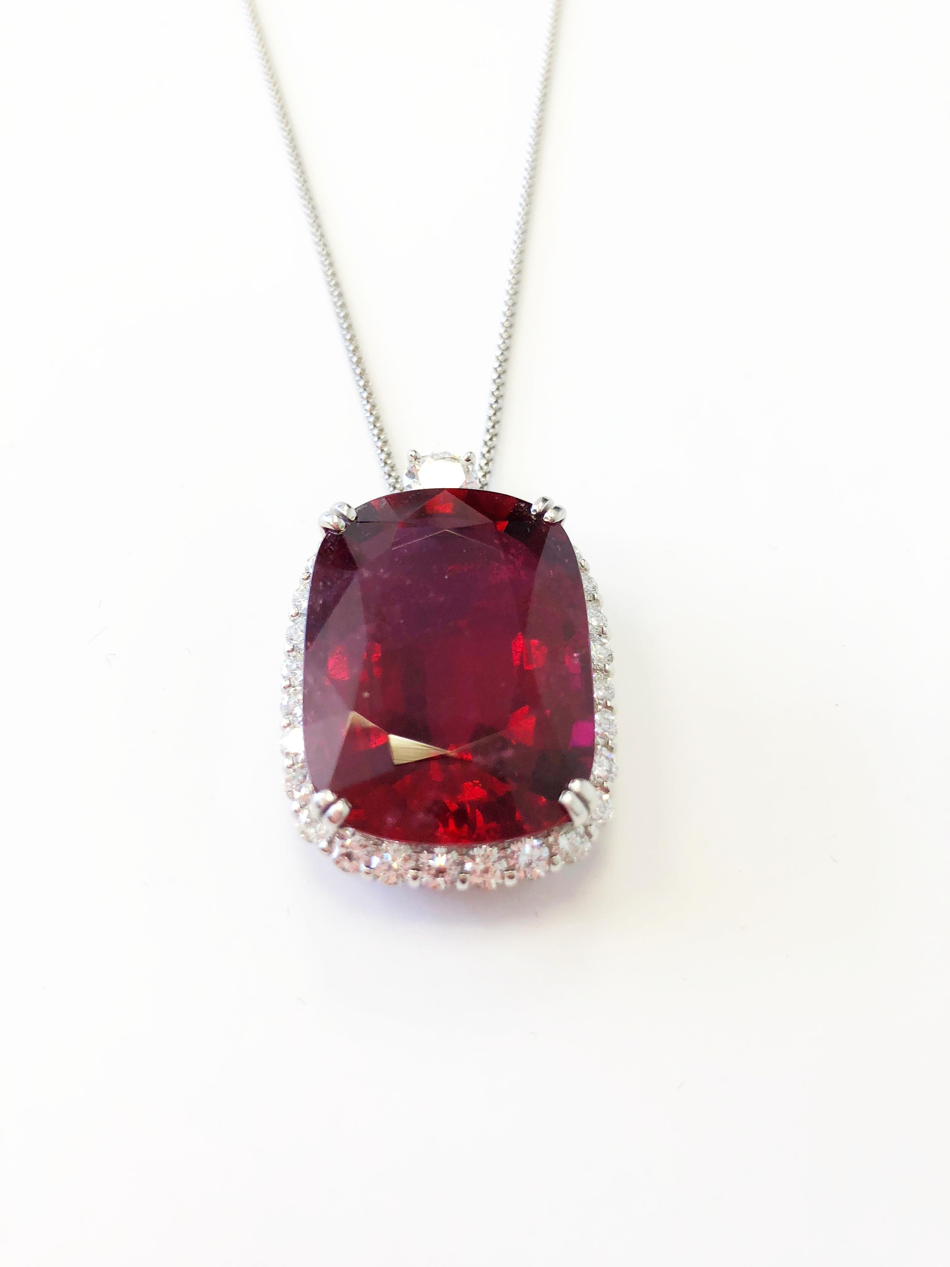 Rubellite Cushion and White Diamond Pendant Necklace in Platinum In New Condition In Los Angeles, CA