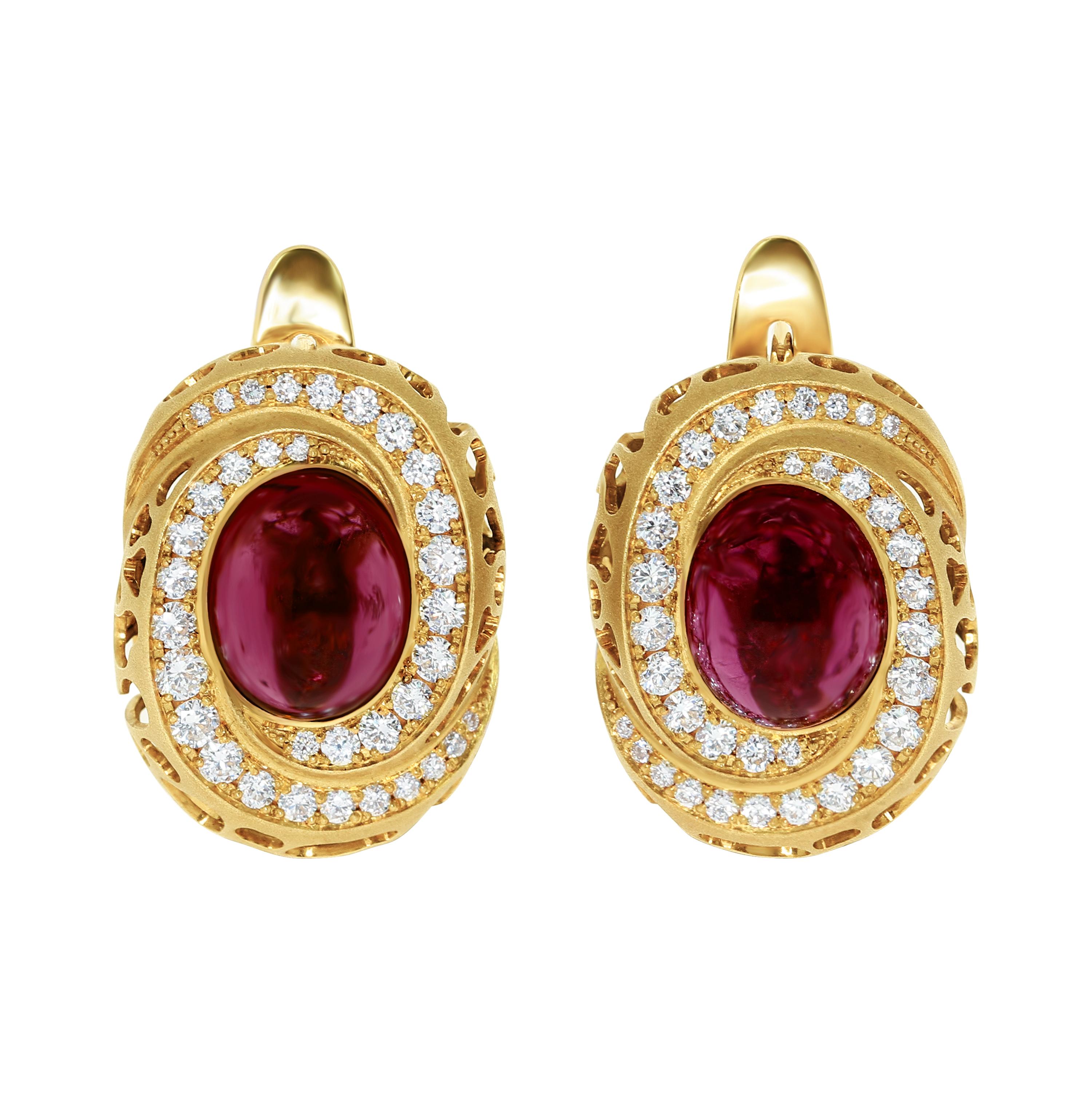 Oval Cut Rubellite Diamonds 18 Karat Yellow Gold Coral Reef Suite For Sale