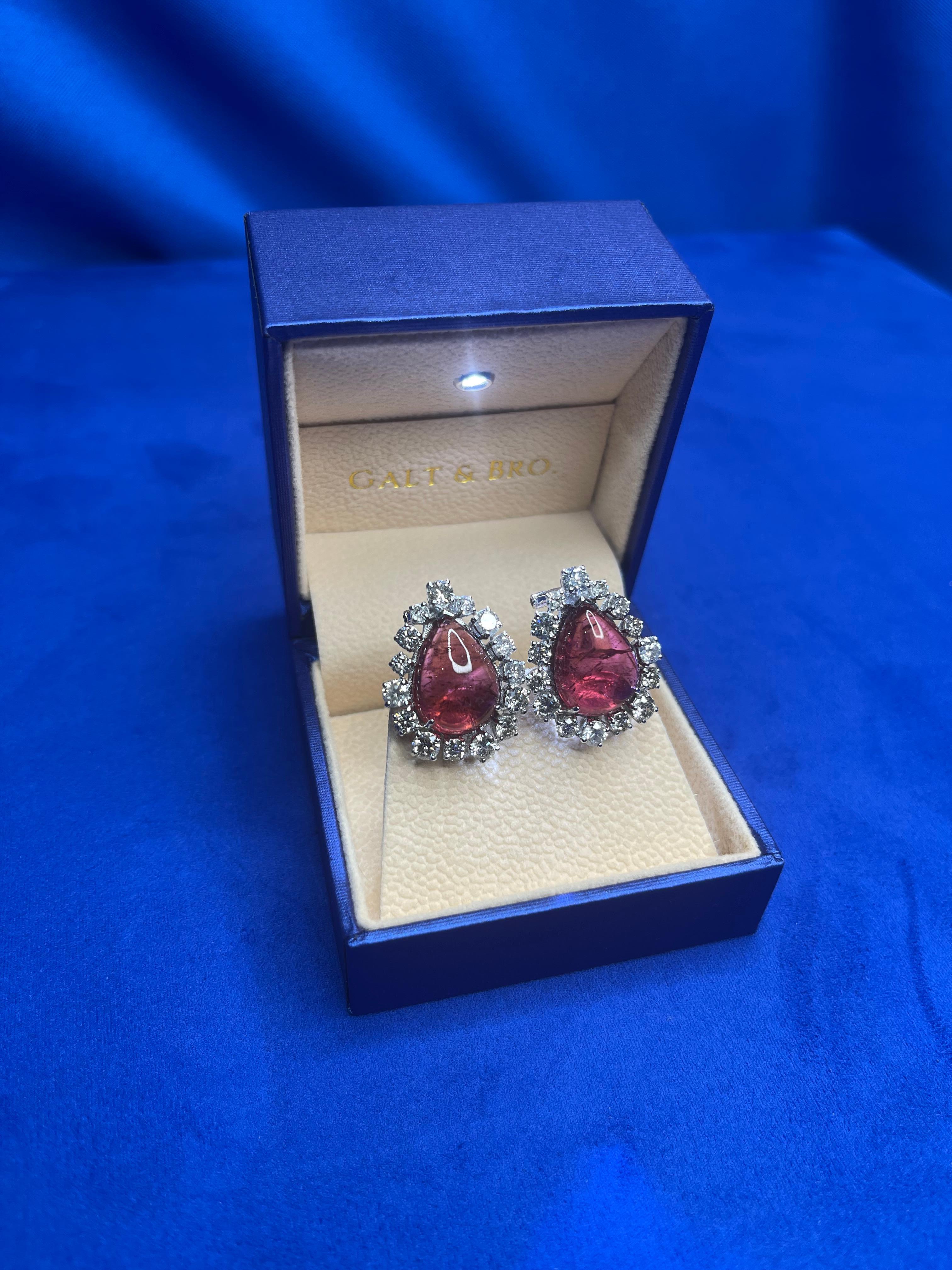 Rubellit Rosa Turmalin Birnen-Cabochon-Diamant Vintage-Ohrringe 18K Weißgold im Angebot 1