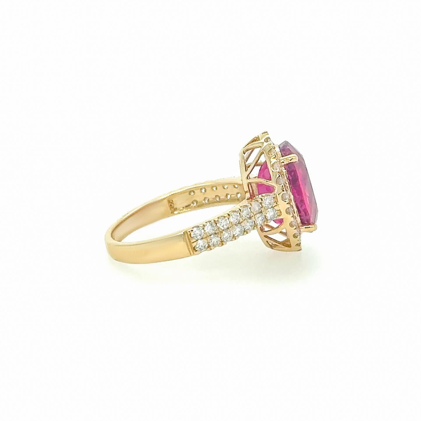 Rubellite Ring With Diamonds 4.48 Carats 14K Yellow Gold In Excellent Condition For Sale In Laguna Niguel, CA