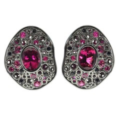 Boucle d'oreille or noir 18 carats tourmaline rubellite 4.54 carats, saphir rubis