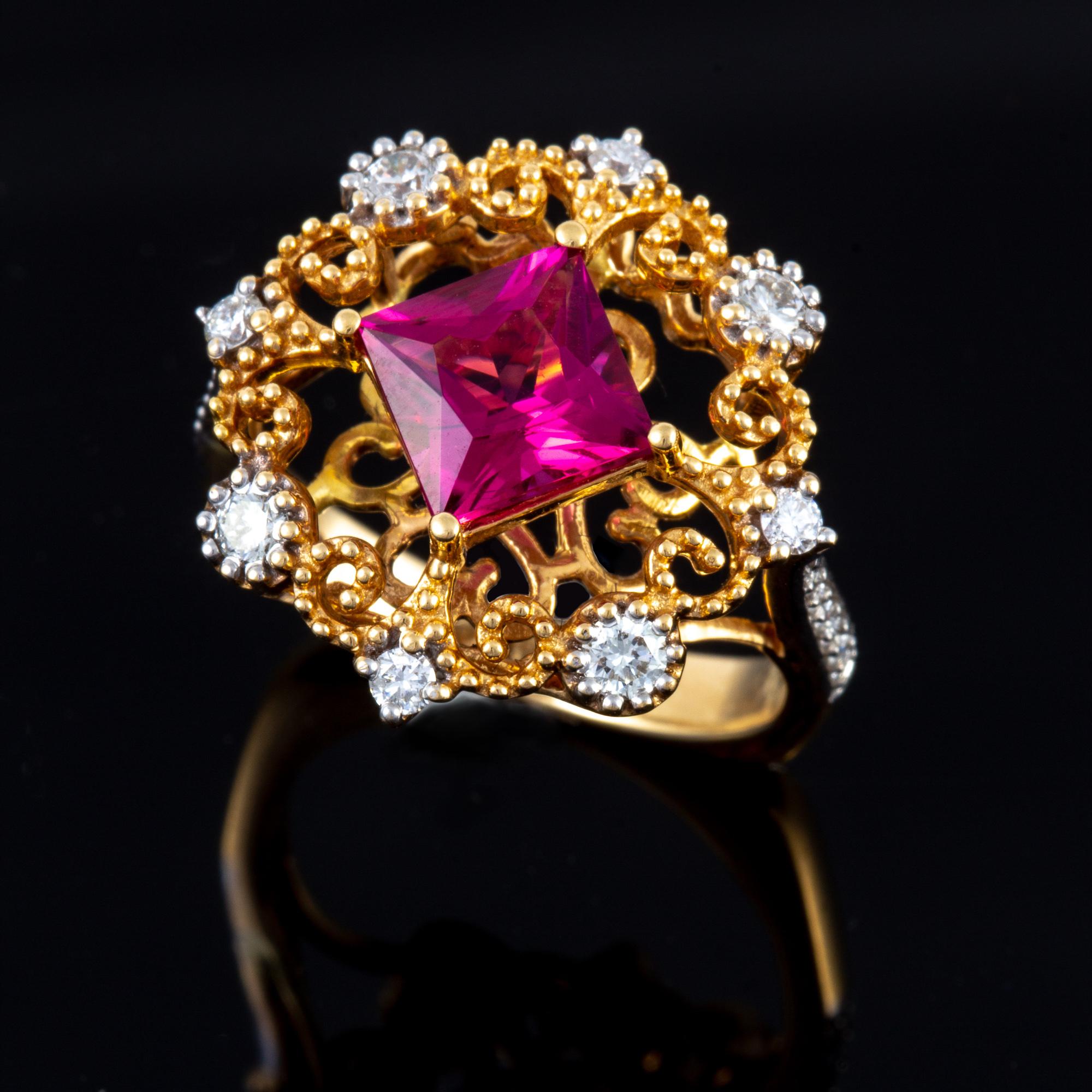 Rubellit Turmalin und Diamant Ring in 18 kt Gold gefasst für Damen oder Herren im Angebot