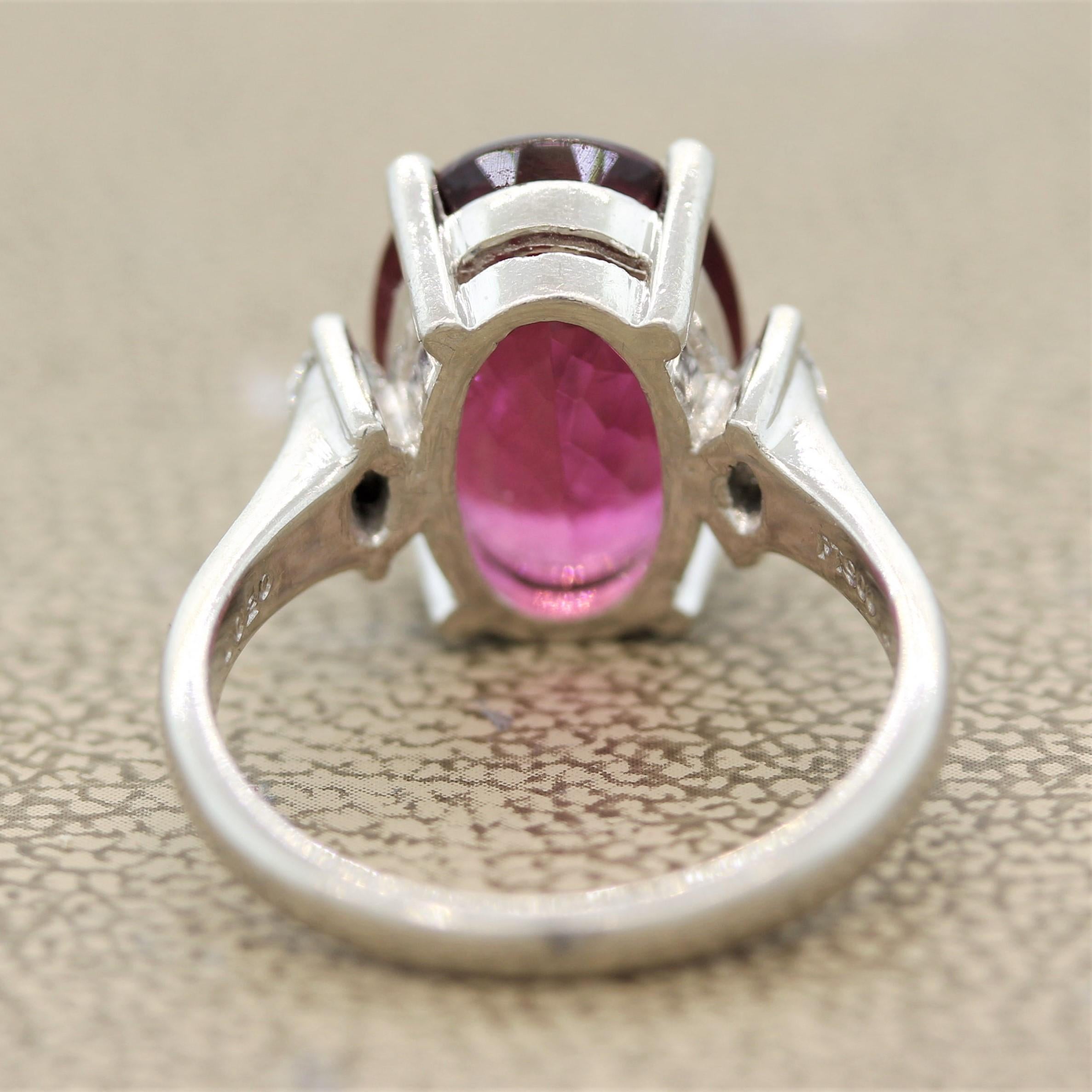Anello in platino con tormalina rubellite e diamante In condizioni Nuovo in vendita a Beverly Hills, CA